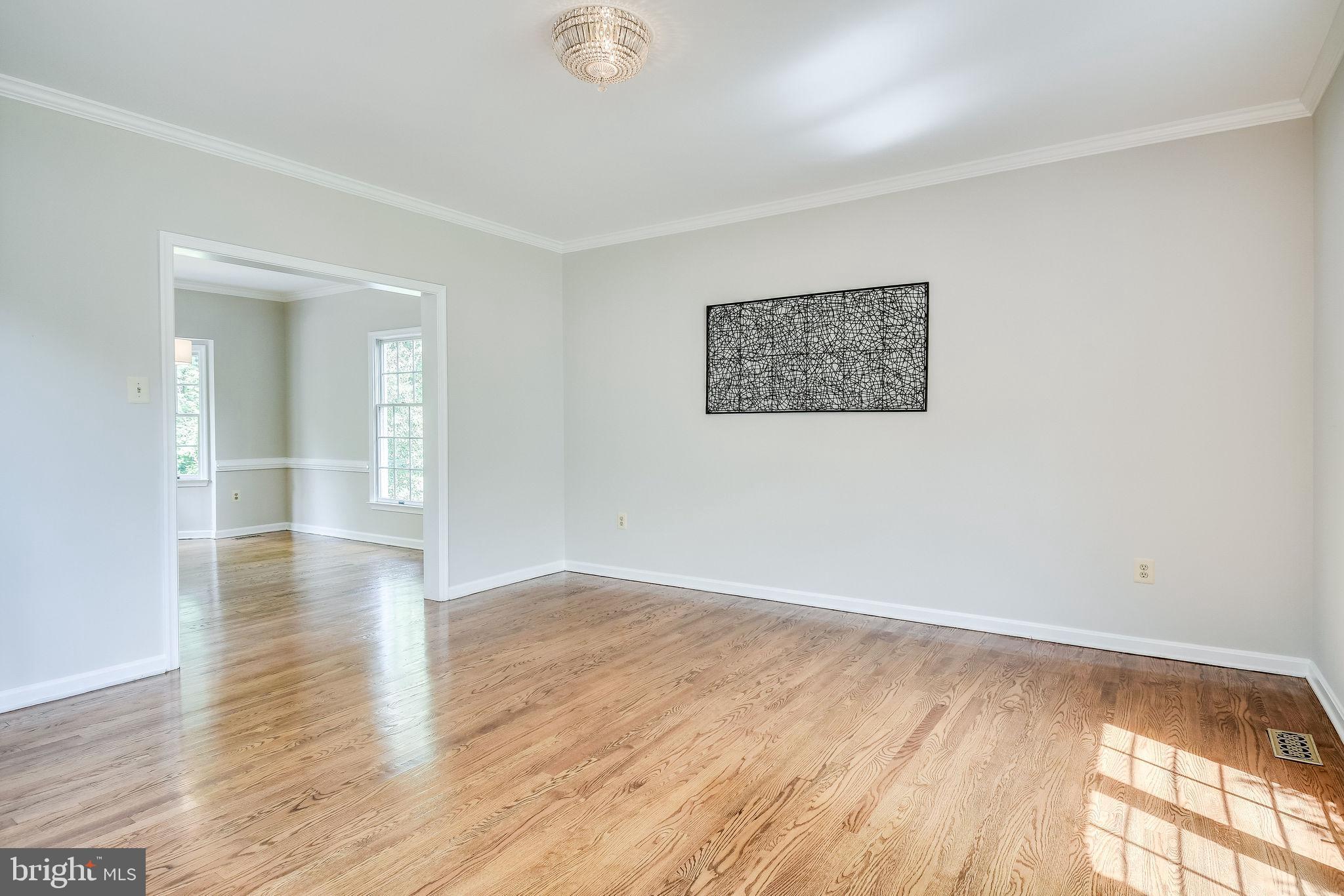 MYTERRA MANOR - Residential