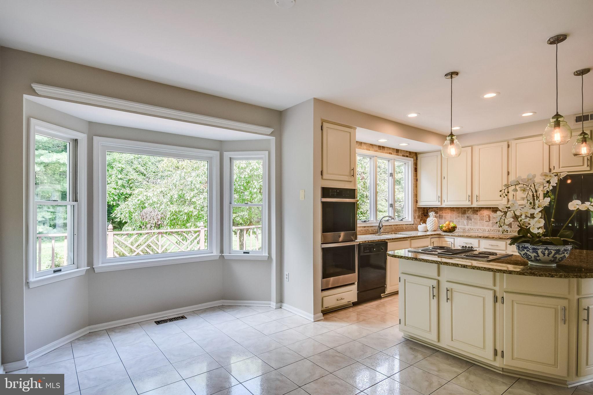 MYTERRA MANOR - Residential