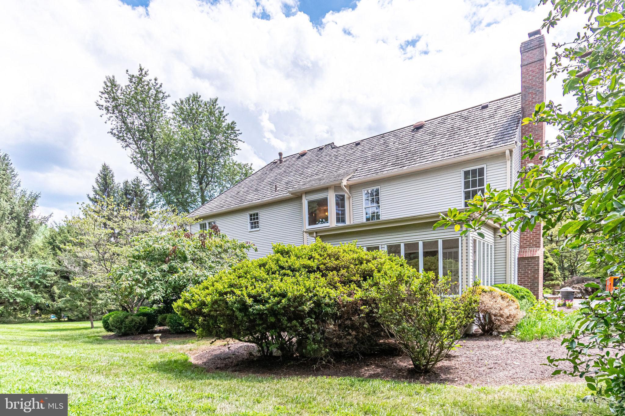 MYTERRA MANOR - Residential