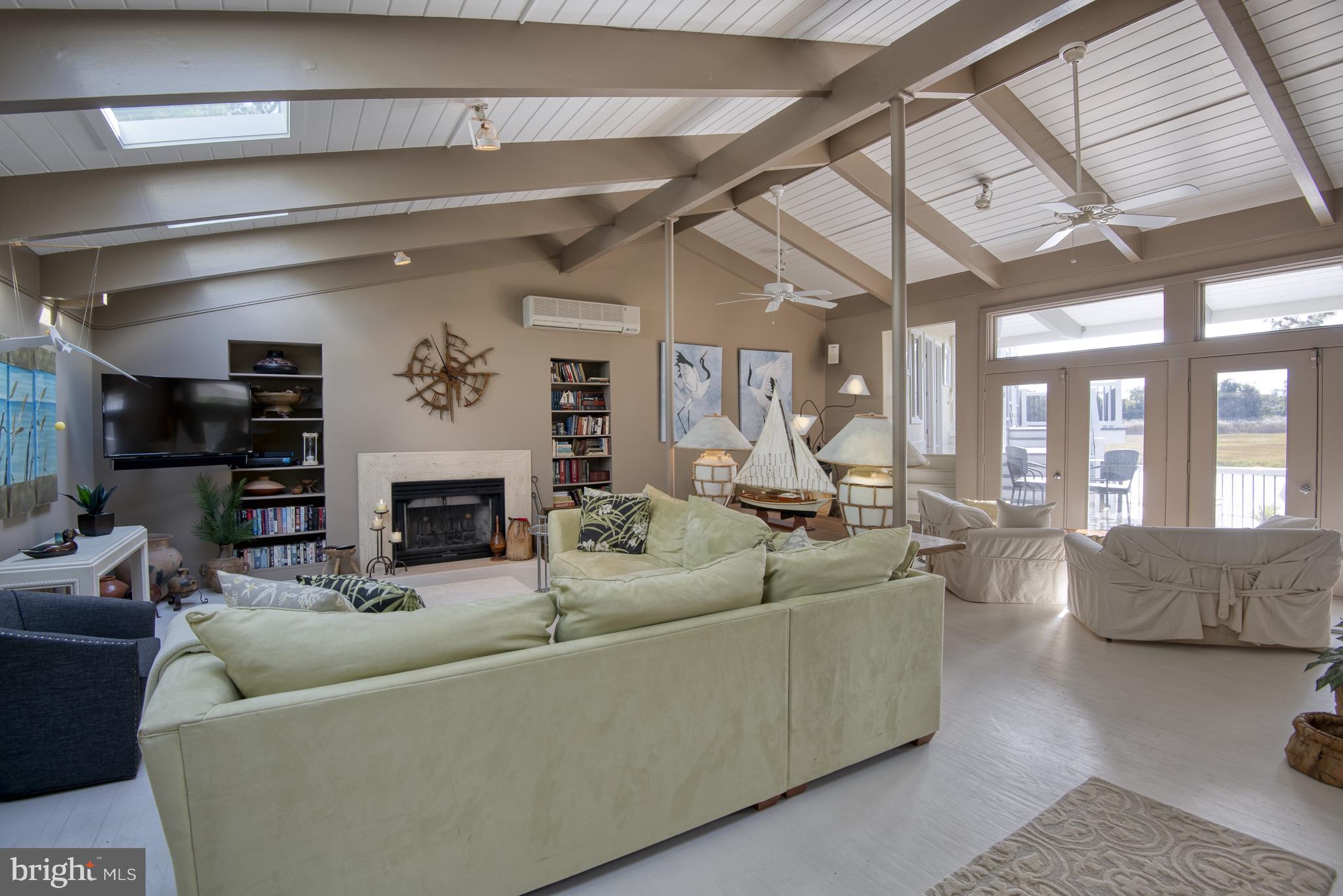 NORTH SHORES - Residential