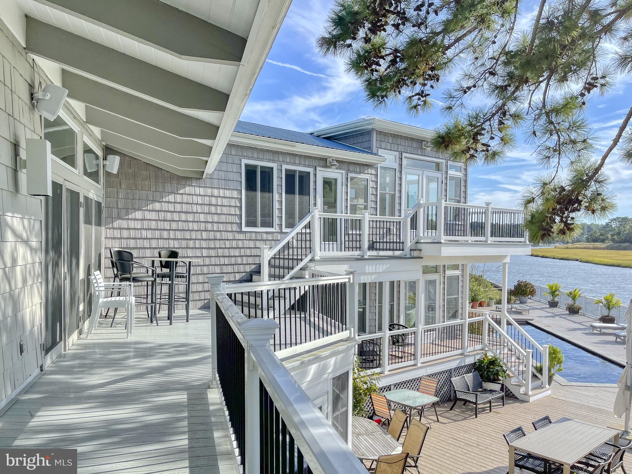 NORTH SHORES - Residential