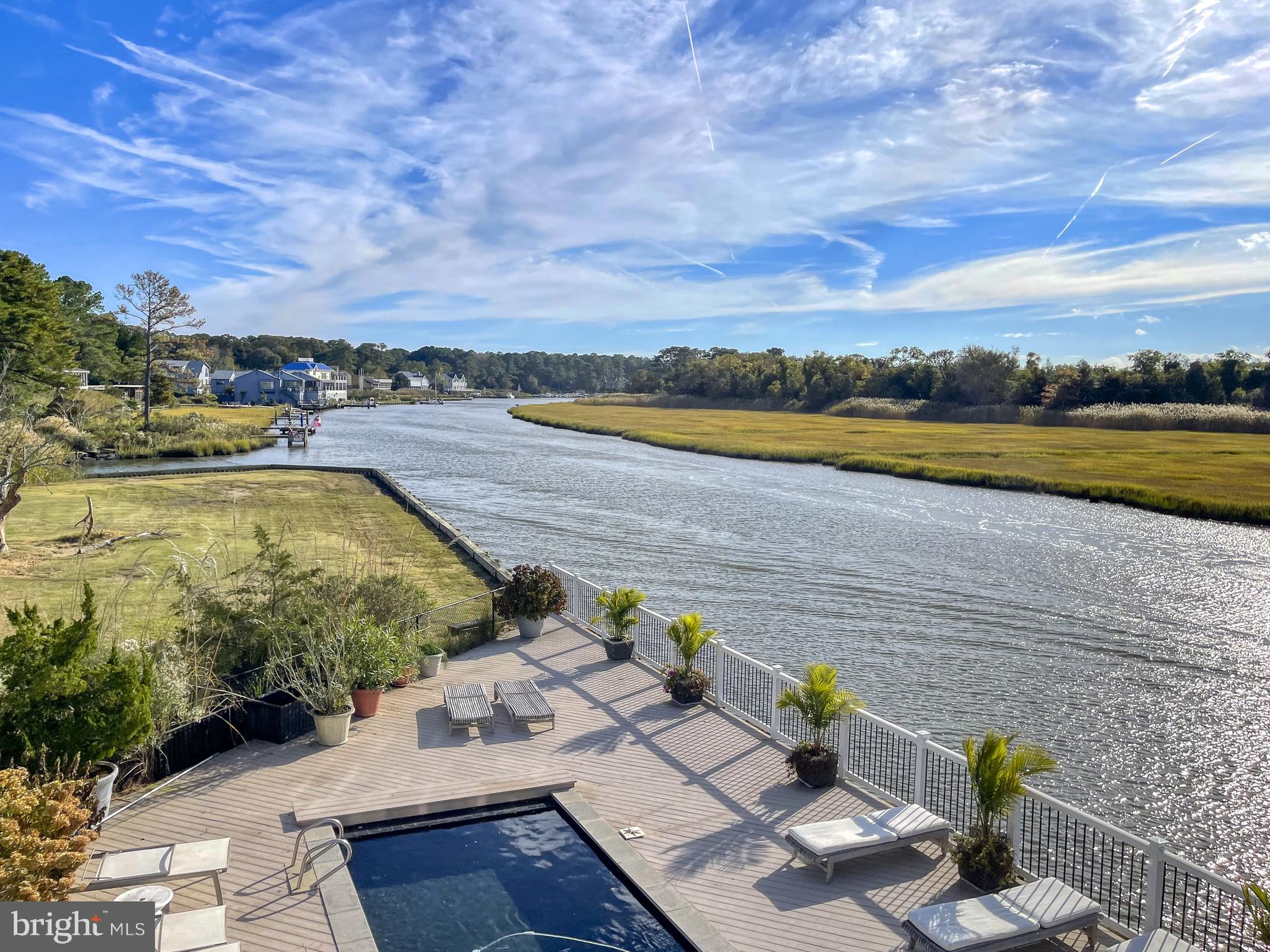 NORTH SHORES - Residential