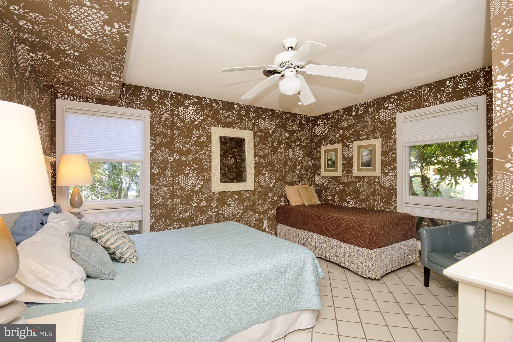 NORTH SHORES - Residential