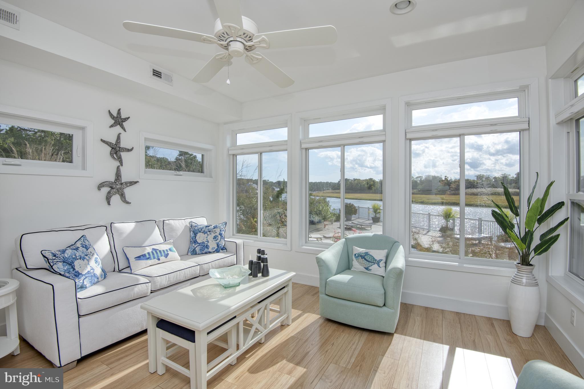 NORTH SHORES - Residential