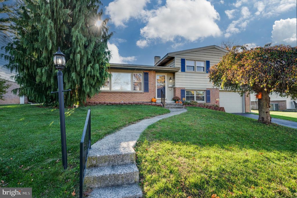 Photo of 118 Octagon Ave, READING, PA 19601 (MLS # PABK2064714)