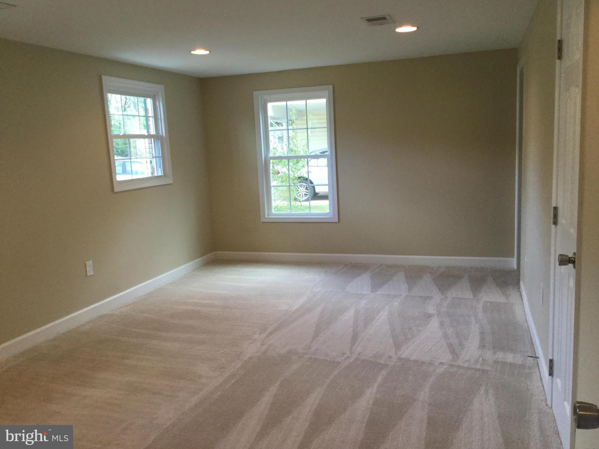 FOUR SEASONS ESTATES - Residential