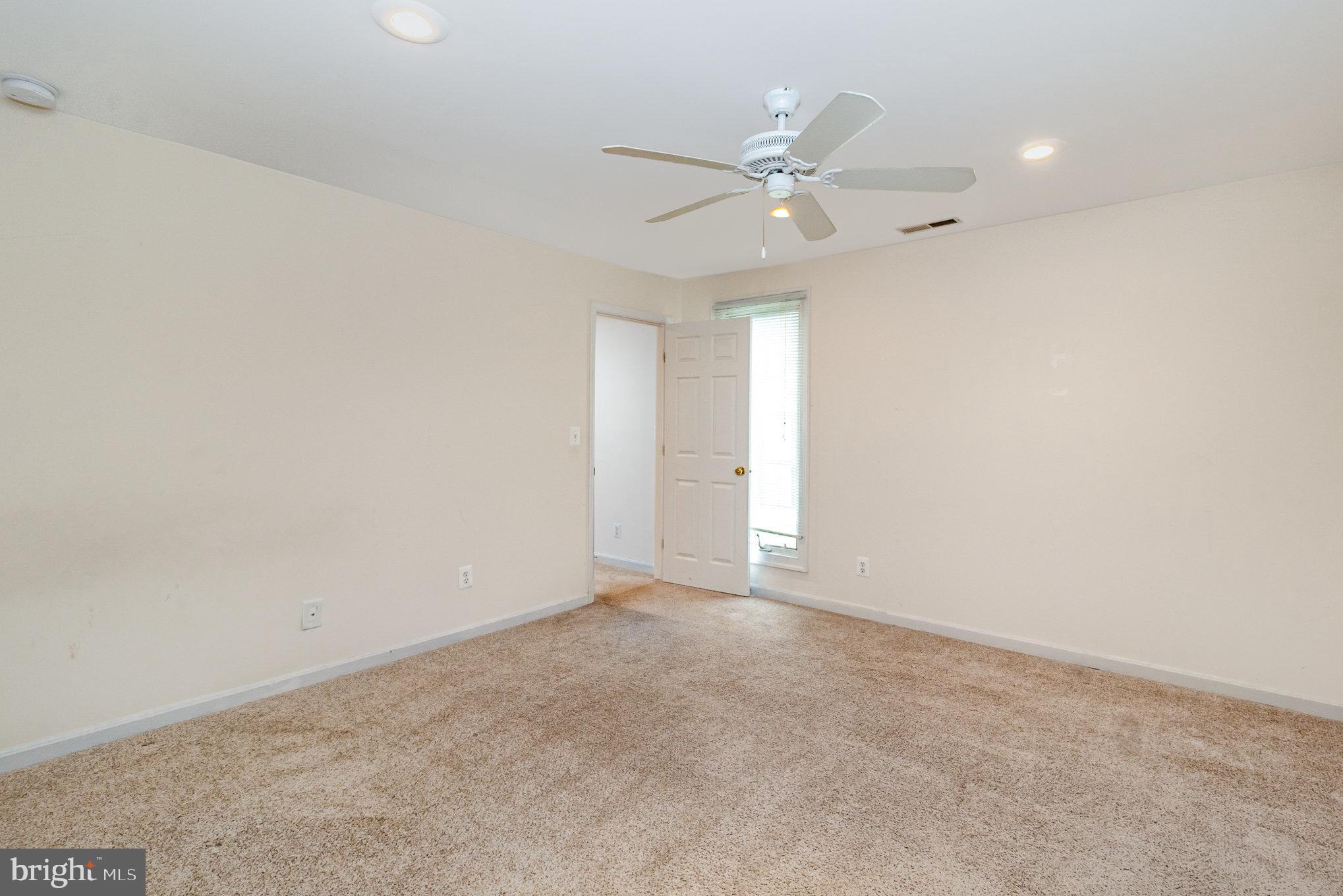 BROWN & HOOFF - Residential