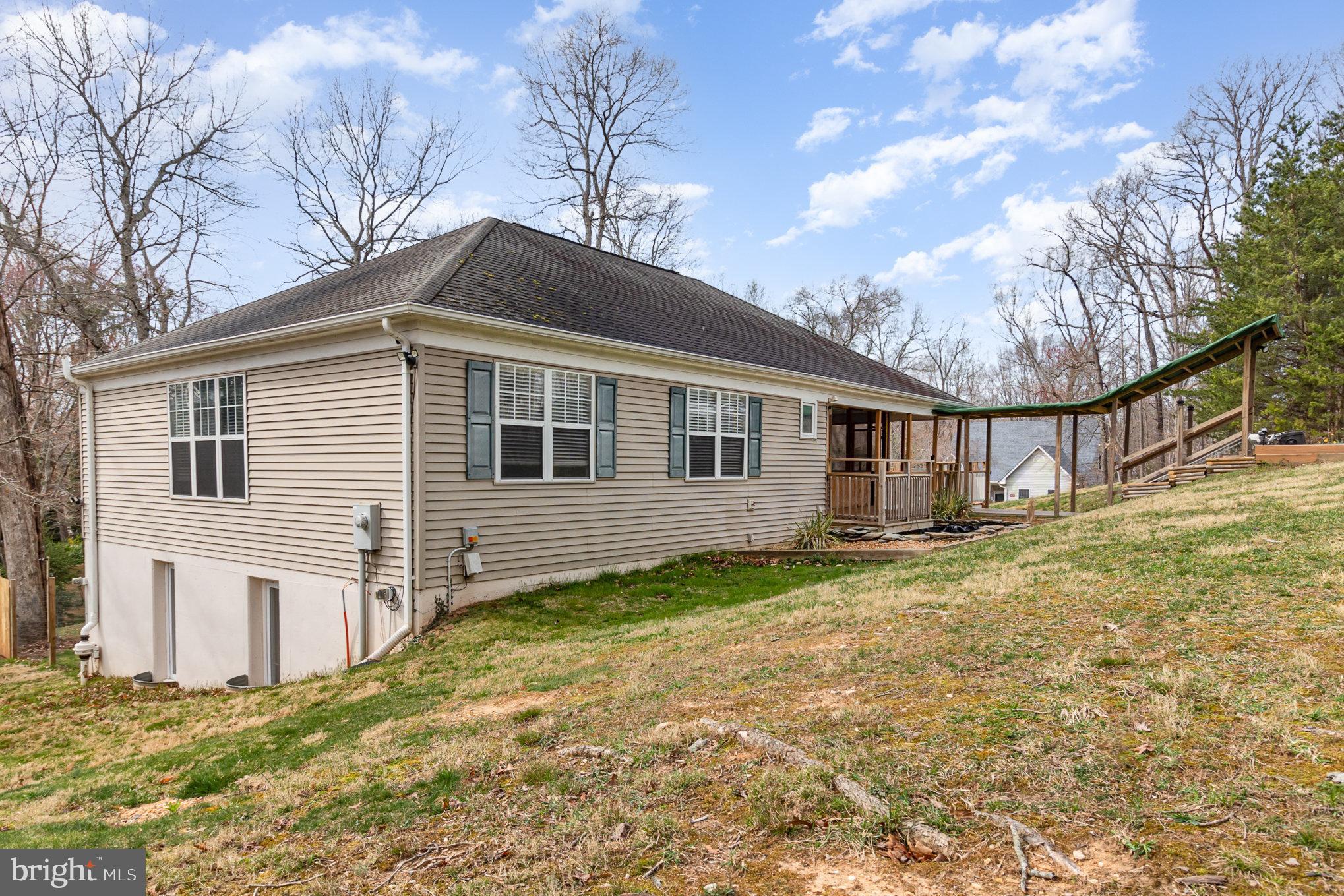 BROWN & HOOFF - Residential