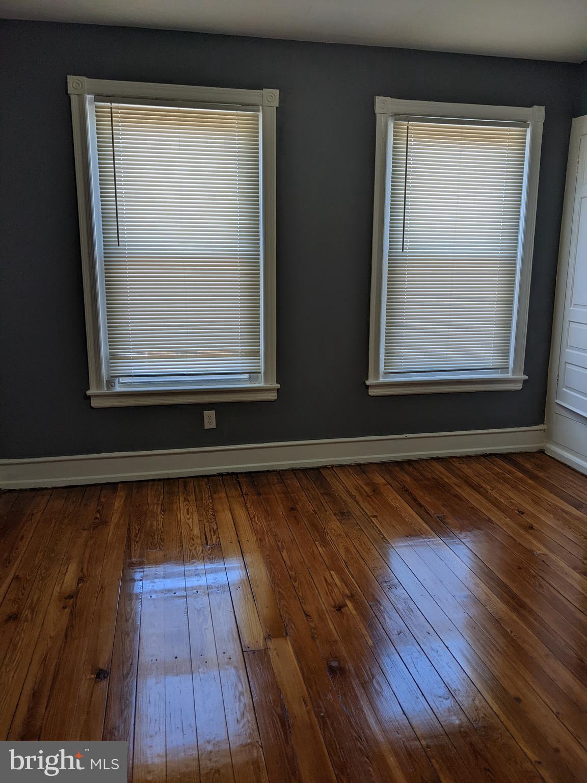 PORT RICHMOND - Residential