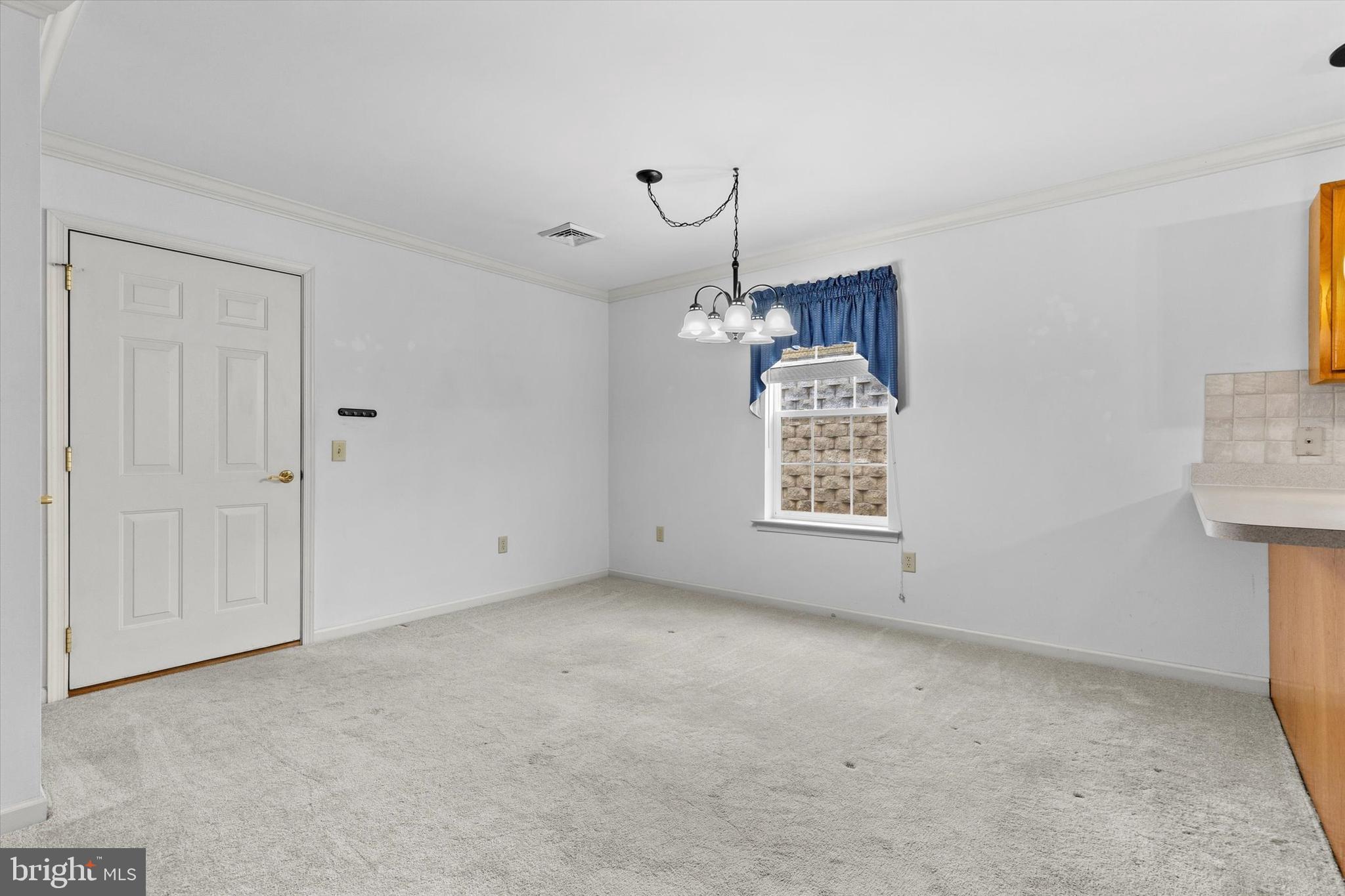 EQUINE MEADOWS - Residential