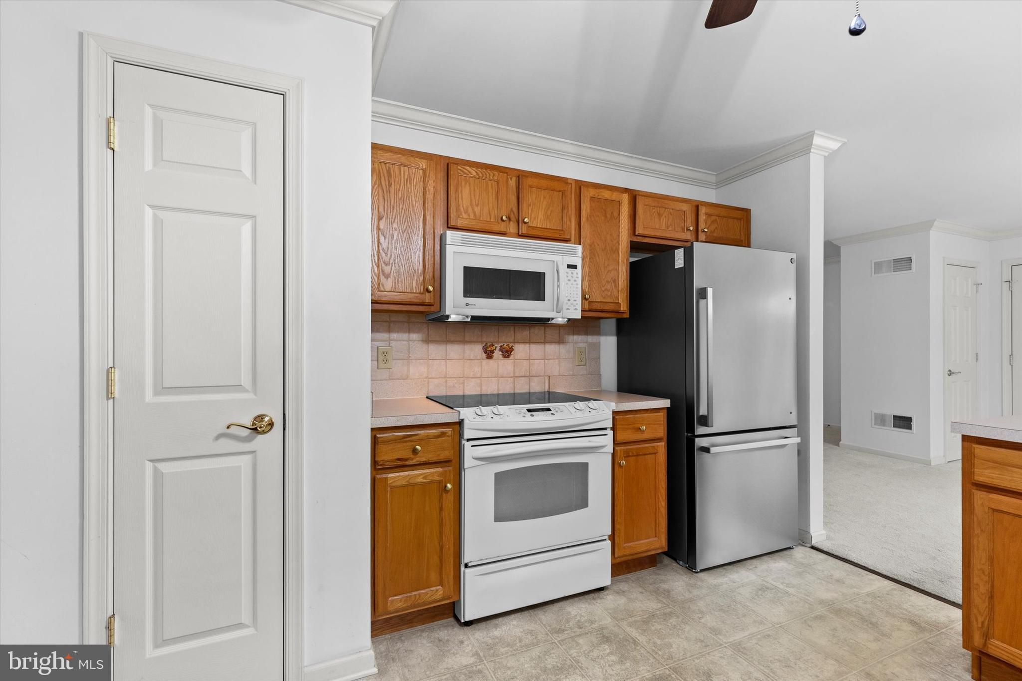 EQUINE MEADOWS - Residential