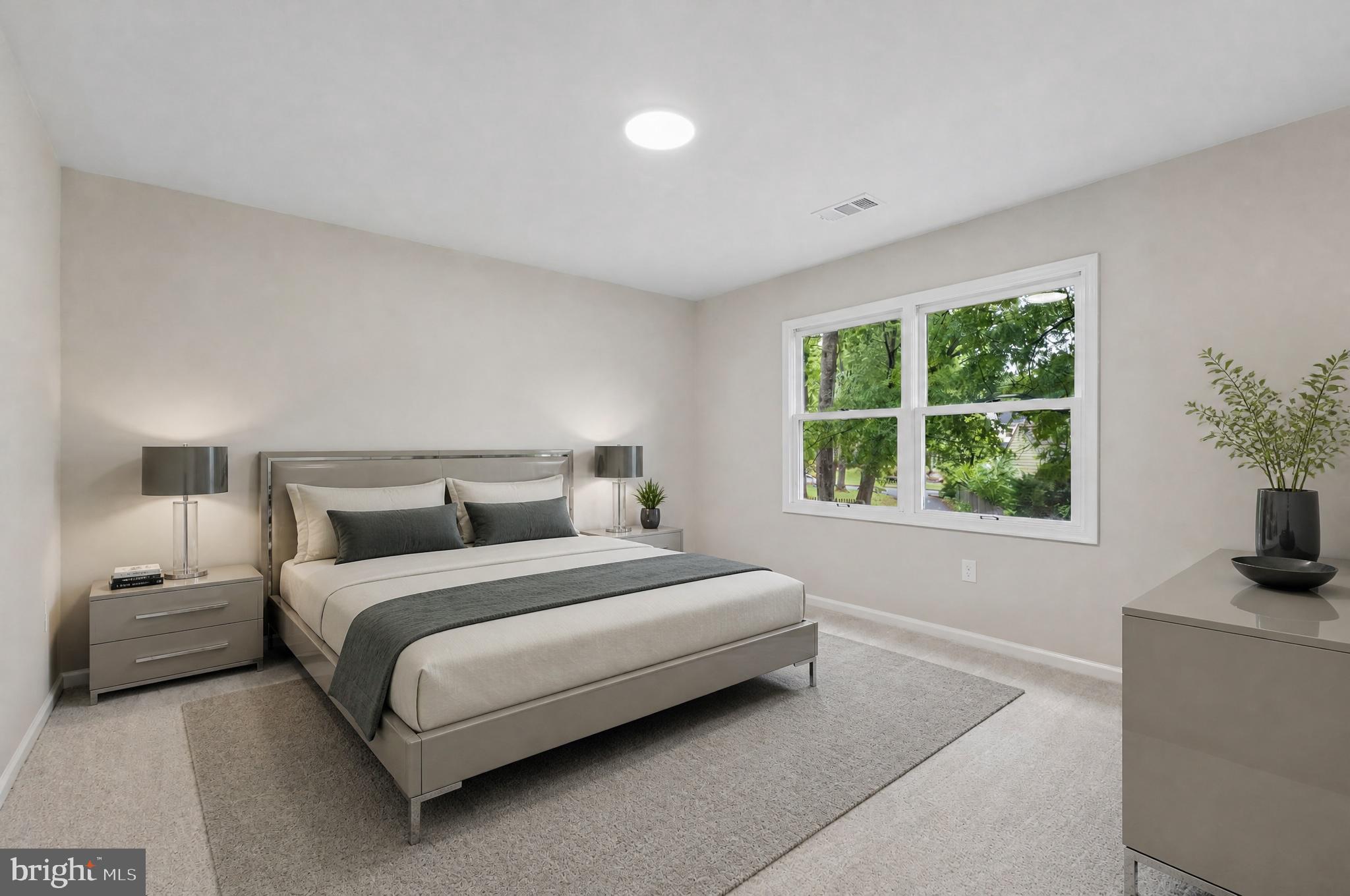 COUNTRY CLUB LAKE - Residential