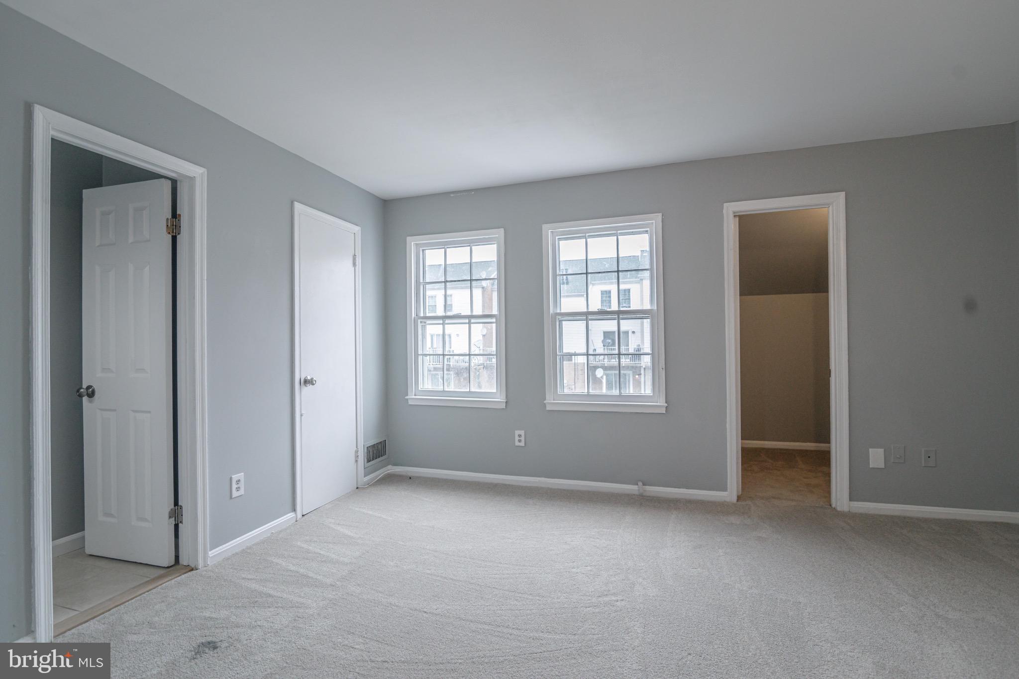 THE MEADOWS - Residential