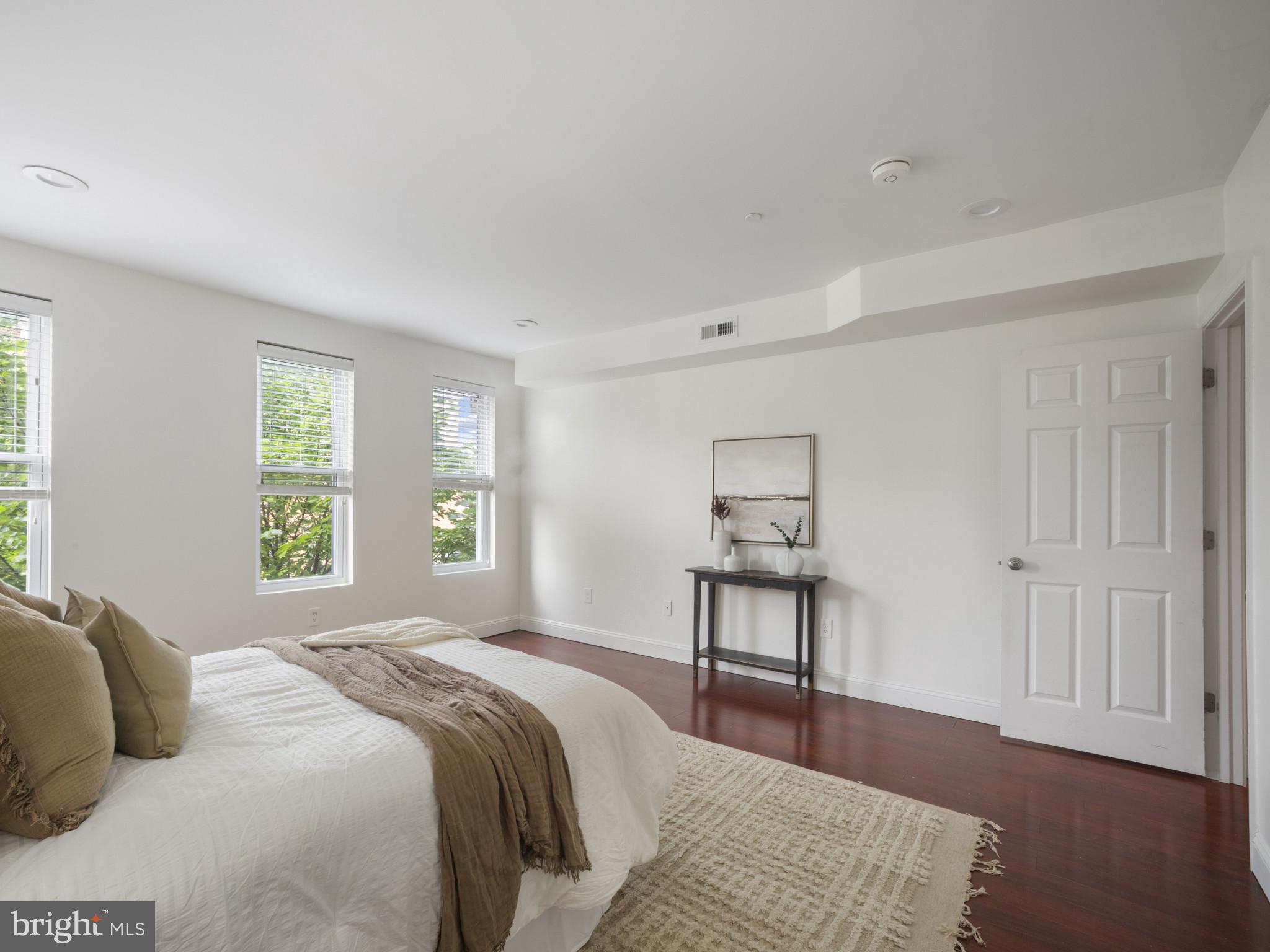 EAGER PARK TOWNHOMES - Residential