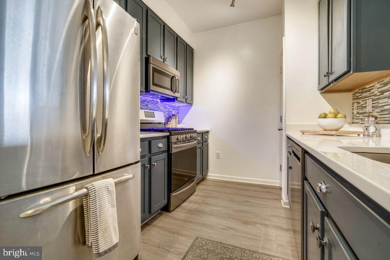 VAN DORN - Residential