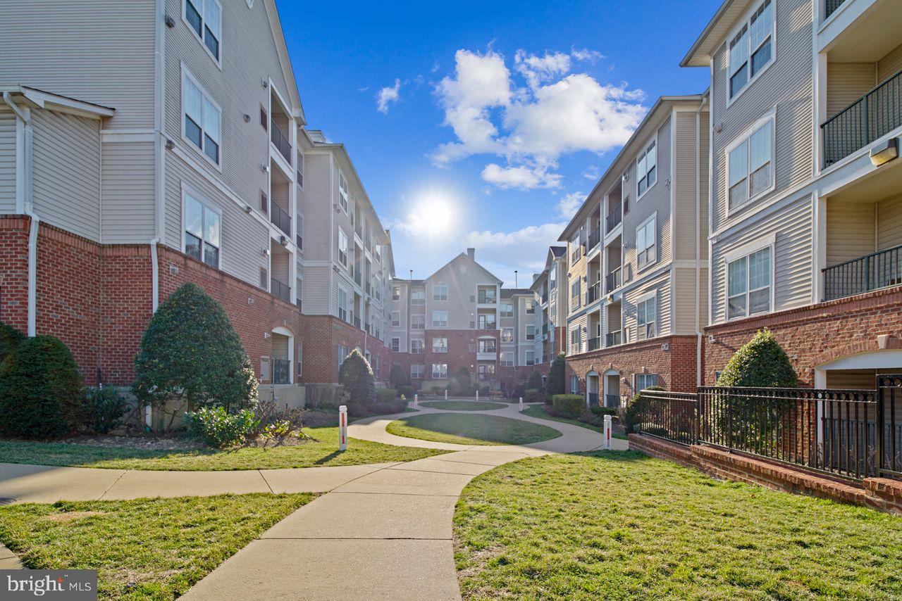 VAN DORN - Residential