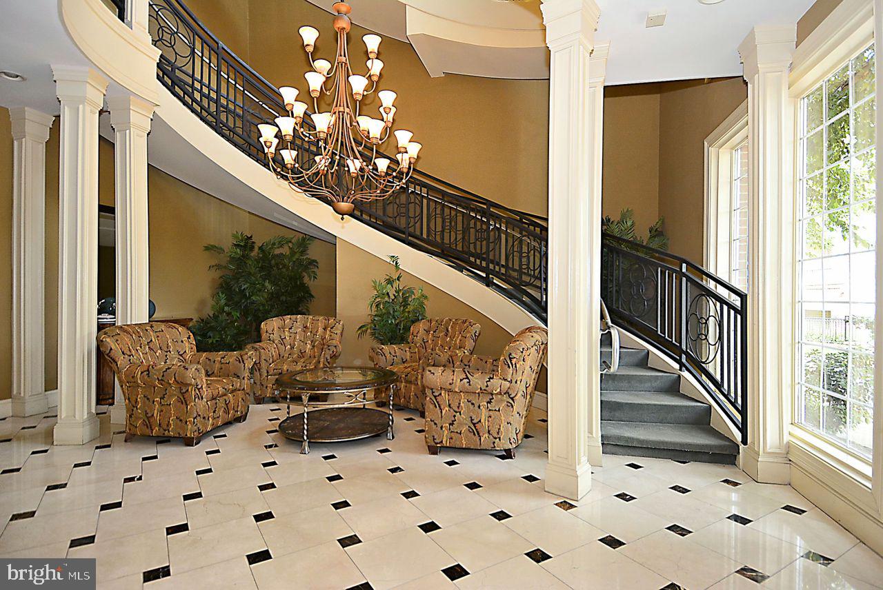 VAN DORN - Residential