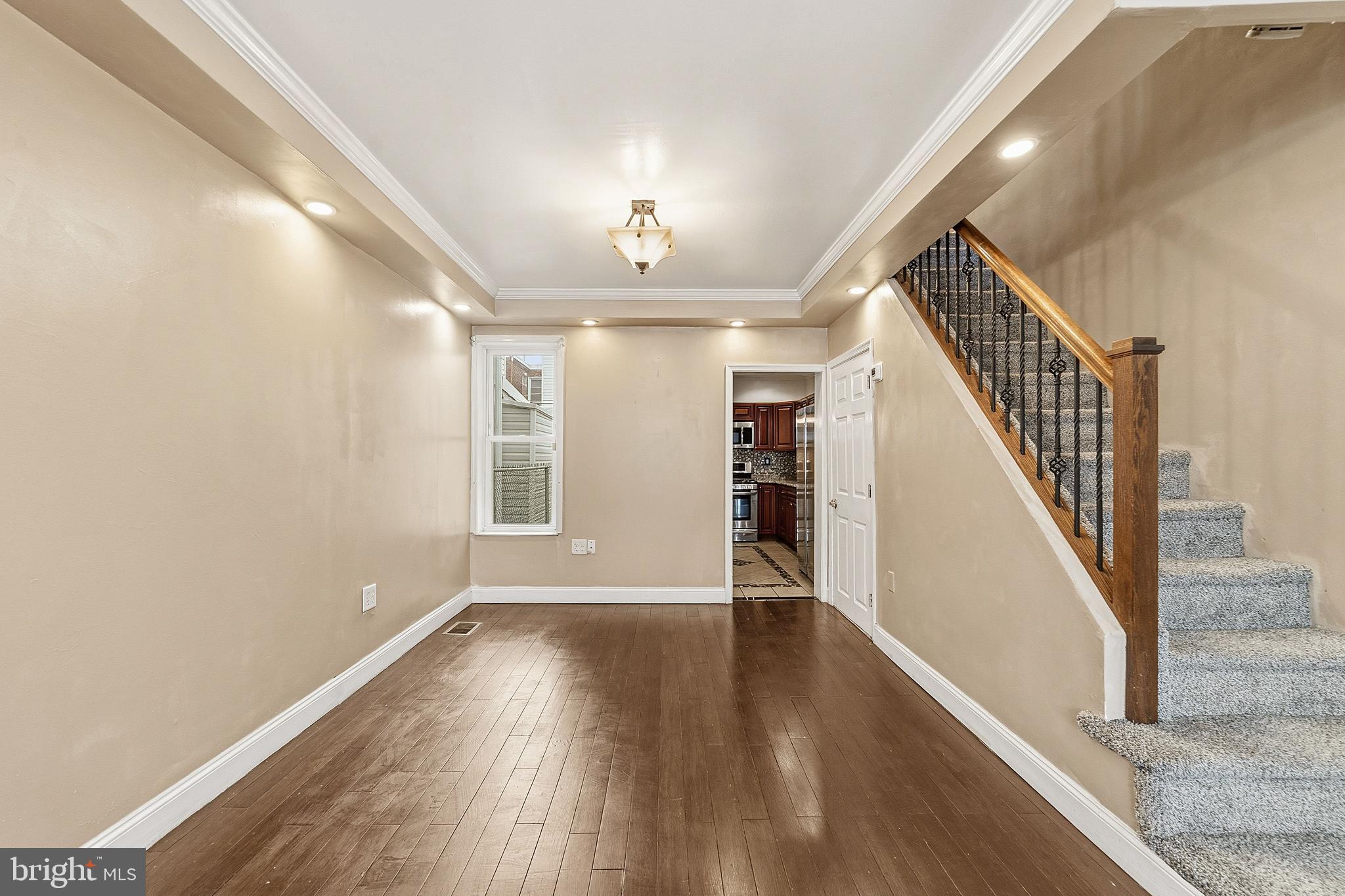 PORT RICHMOND - Residential