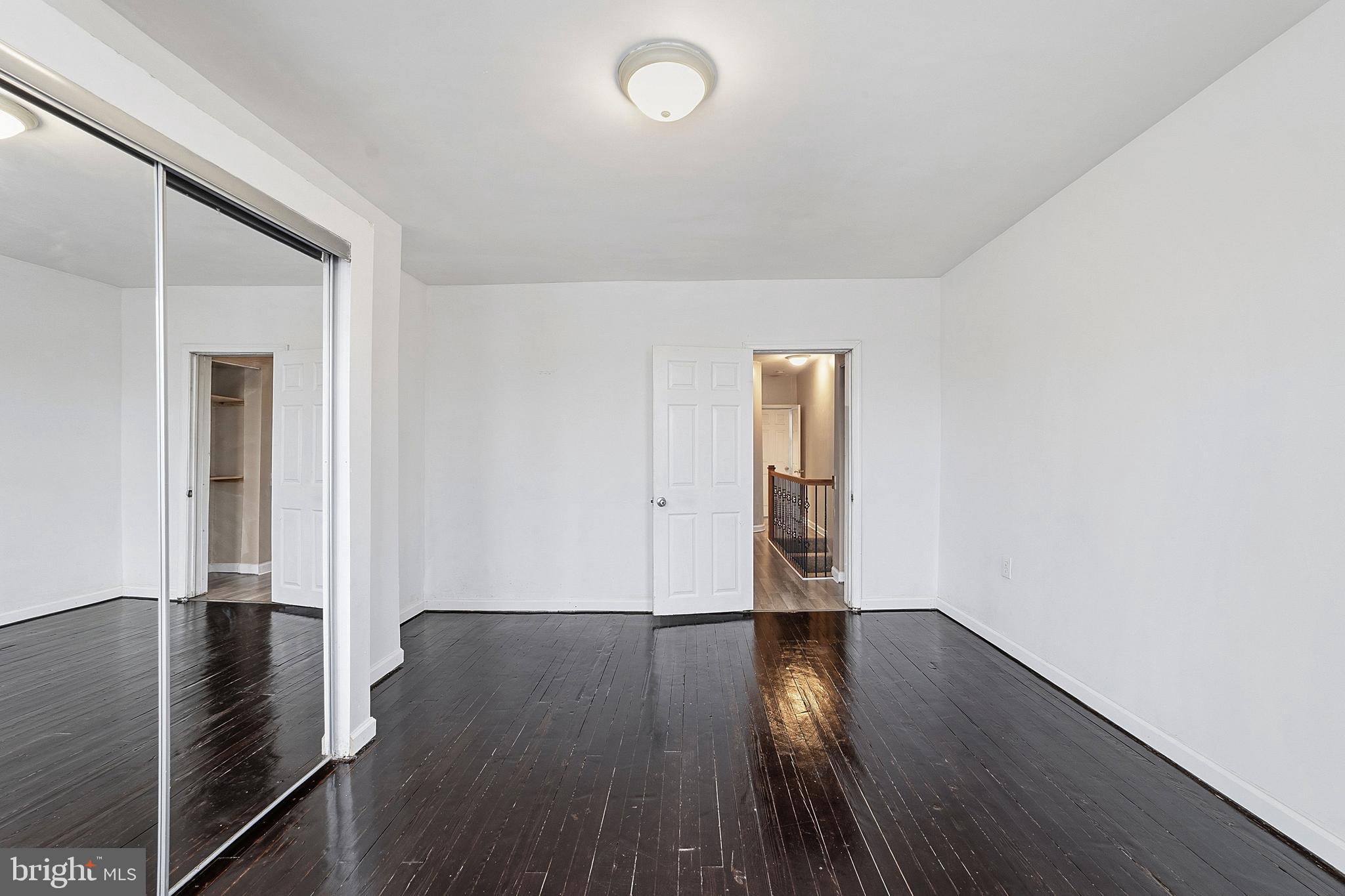 PORT RICHMOND - Residential