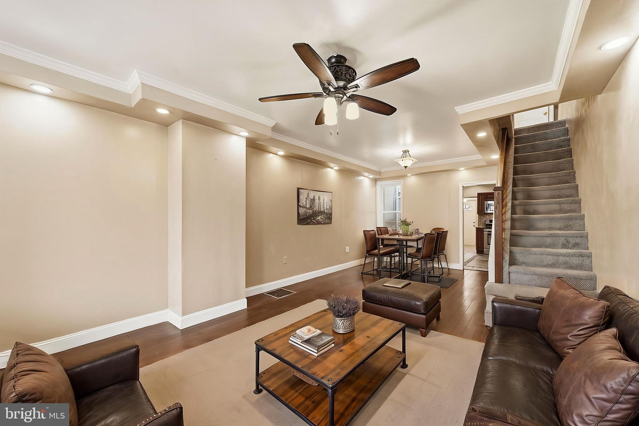 PORT RICHMOND - Residential