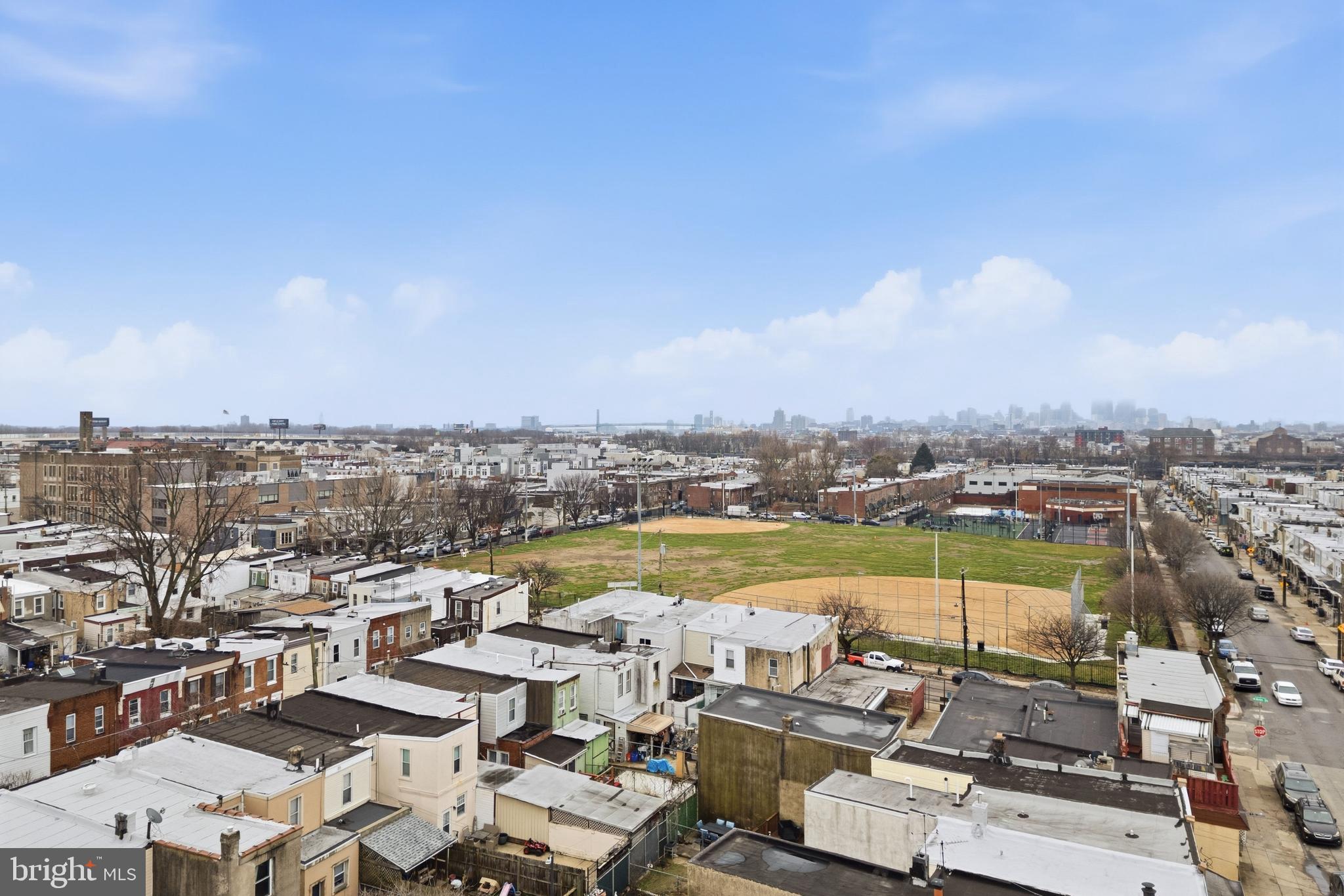 PORT RICHMOND - Residential