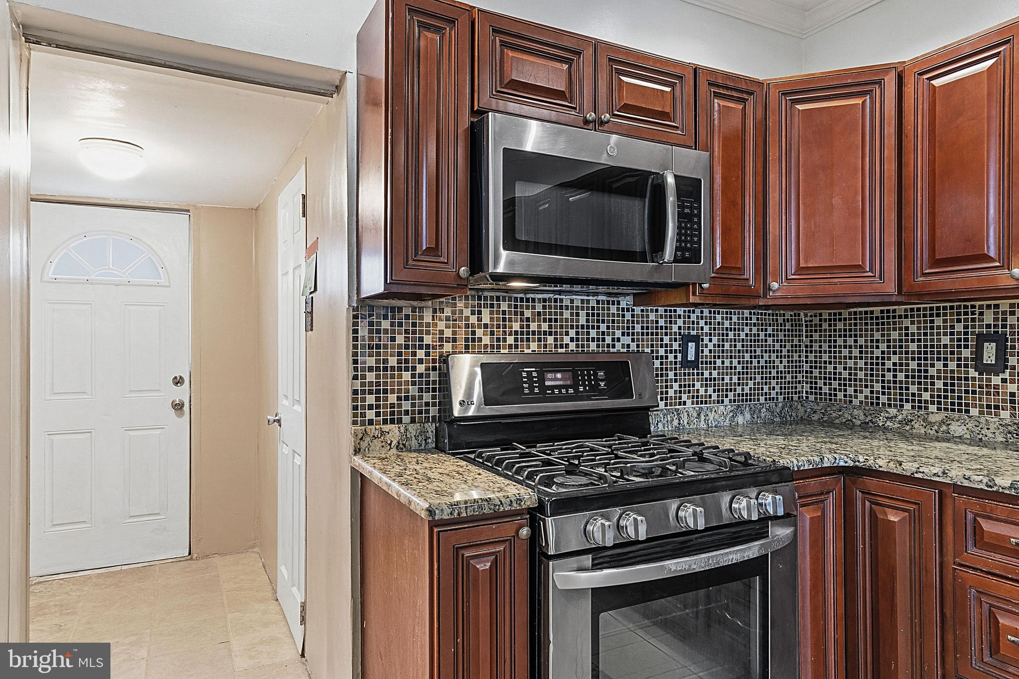 PORT RICHMOND - Residential