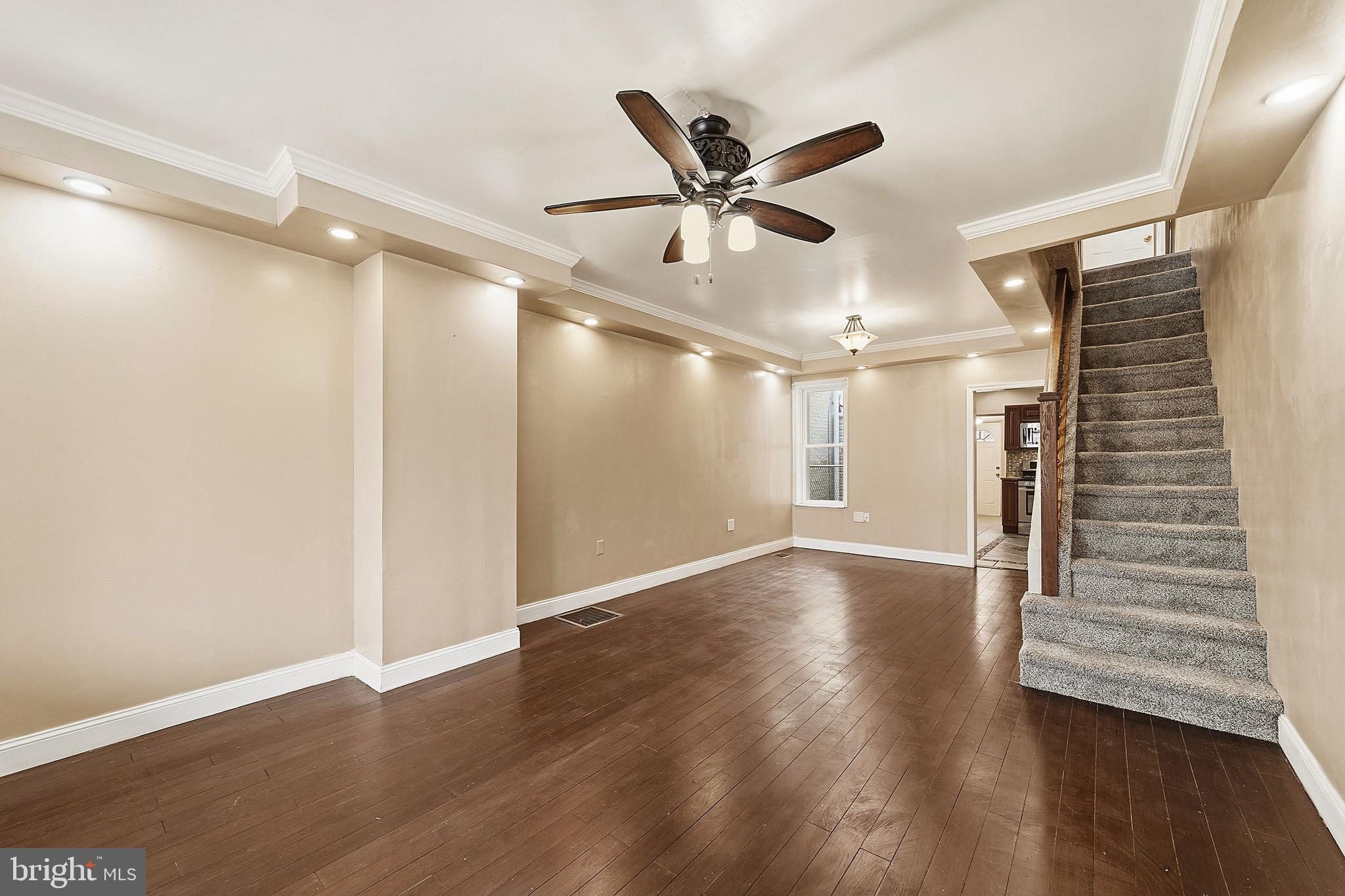 PORT RICHMOND - Residential