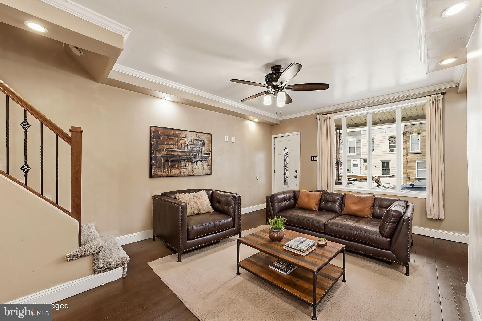 PORT RICHMOND - Residential