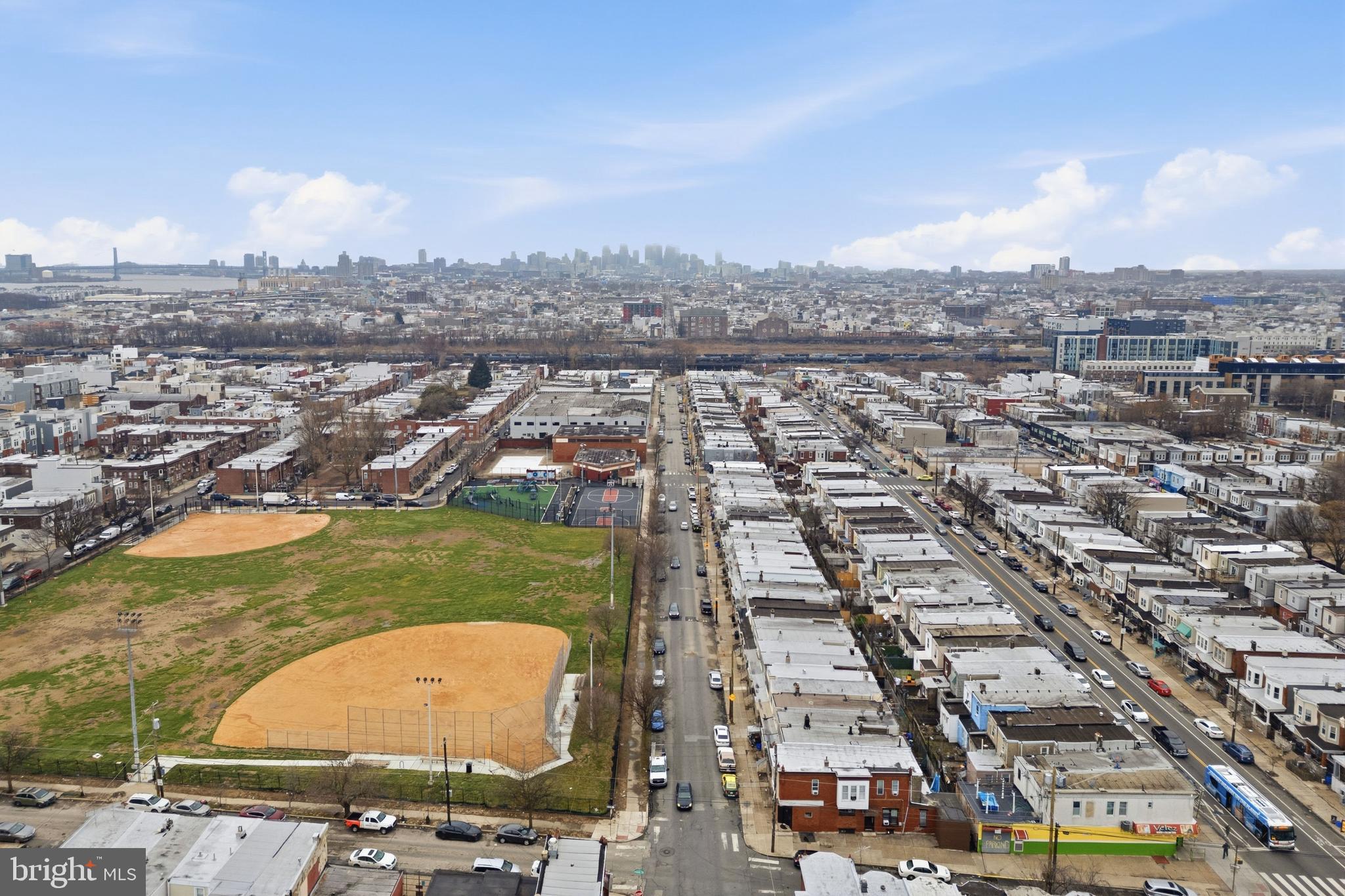 PORT RICHMOND - Residential