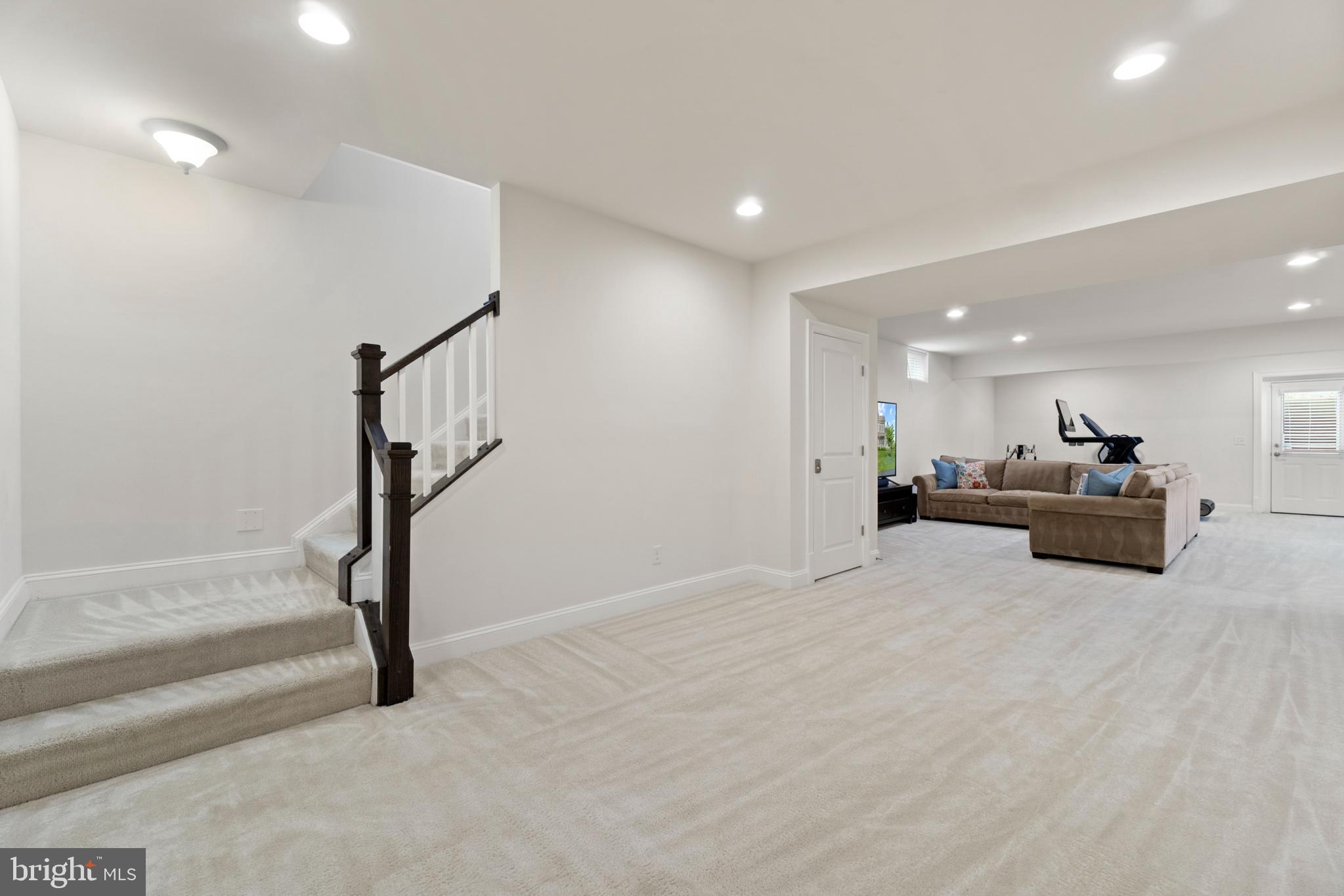 GREENS SOUTH AT WILLOWSF - Residential