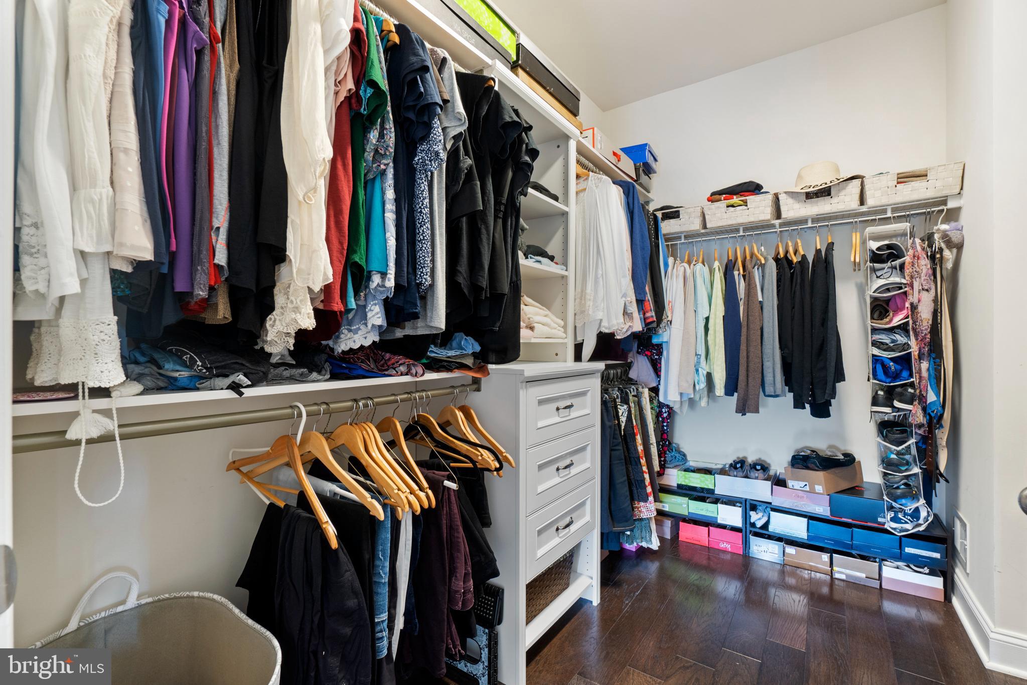 GREENS SOUTH AT WILLOWSF - Residential