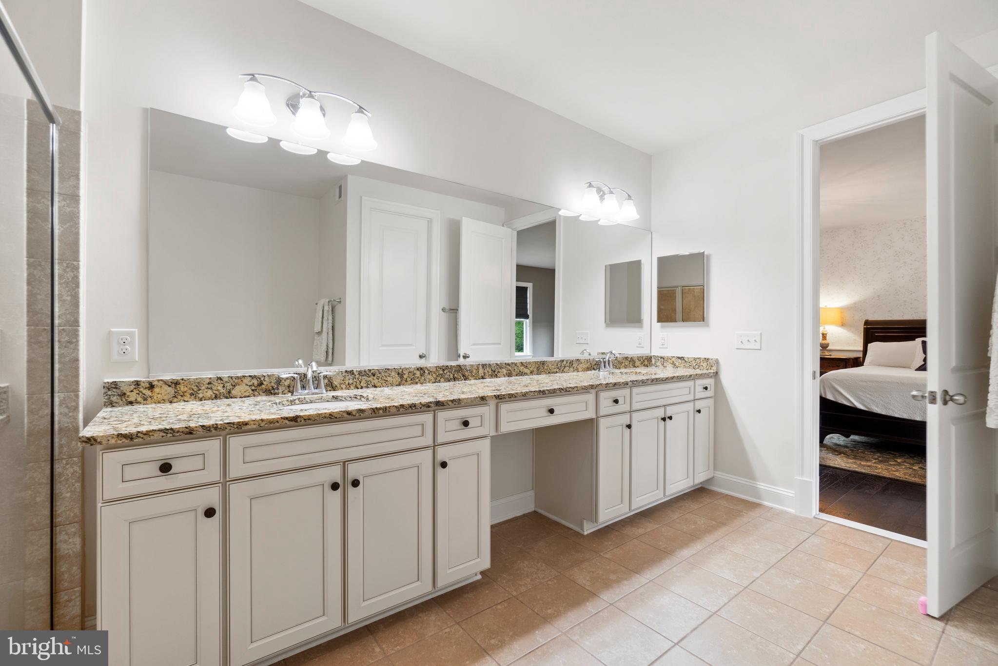 GREENS SOUTH AT WILLOWSF - Residential