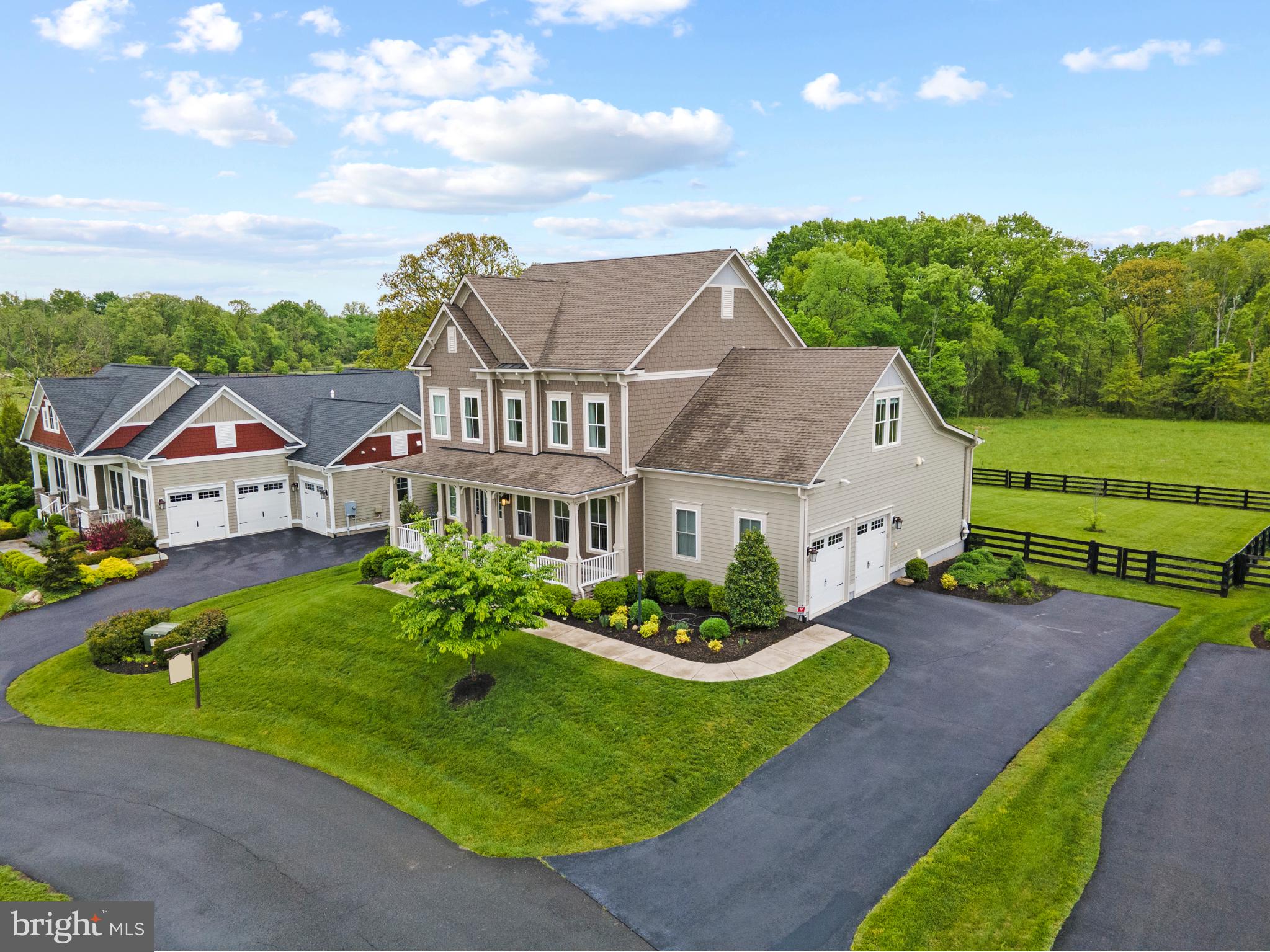 GREENS SOUTH AT WILLOWSF - Residential