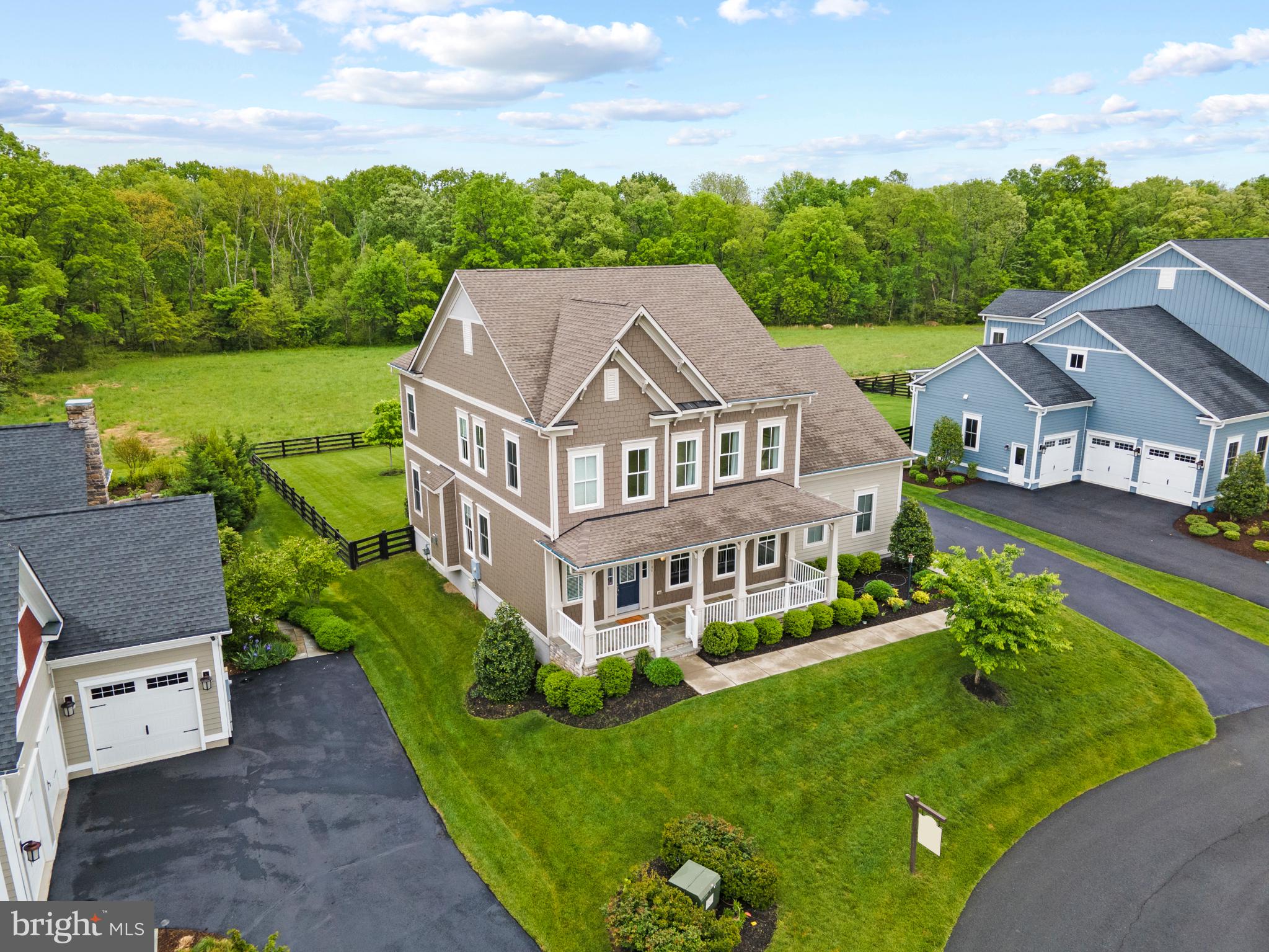 GREENS SOUTH AT WILLOWSF - Residential