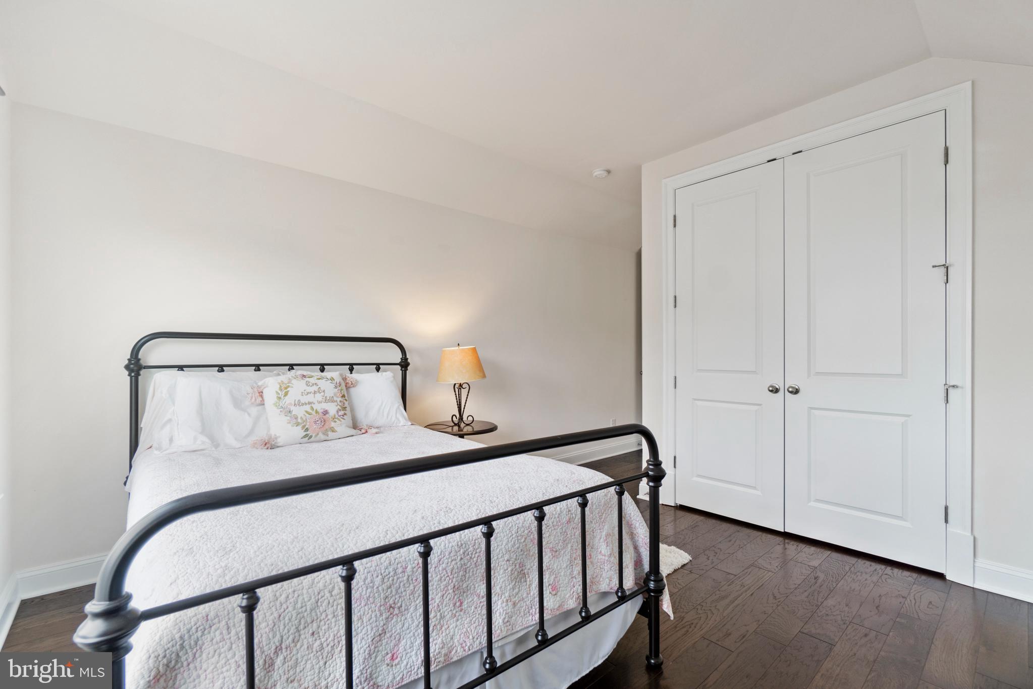 GREENS SOUTH AT WILLOWSF - Residential