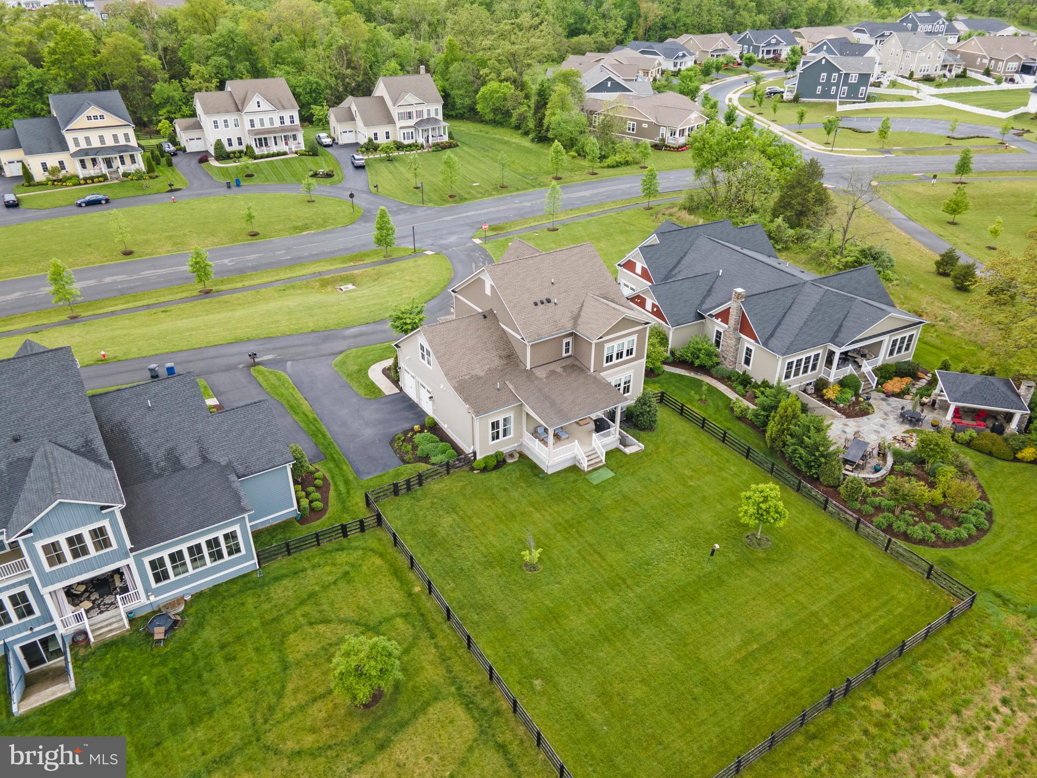 GREENS SOUTH AT WILLOWSF - Residential