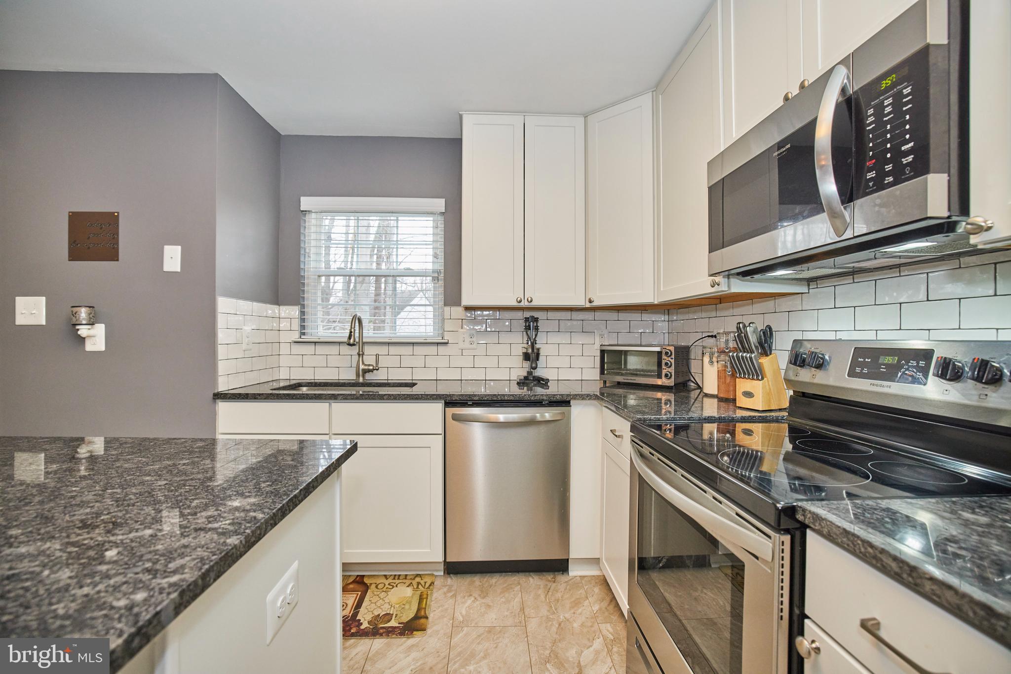 MONTCLAIR - Residential