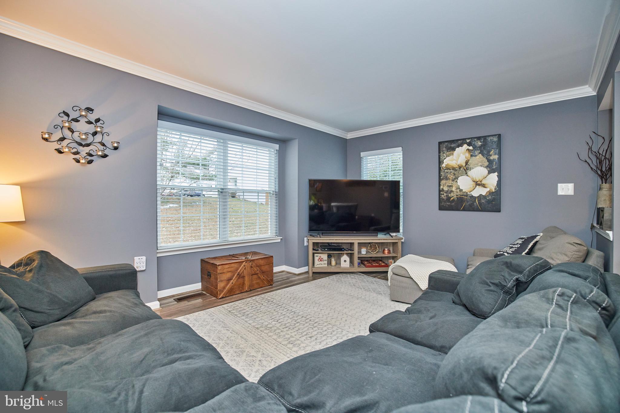 MONTCLAIR - Residential