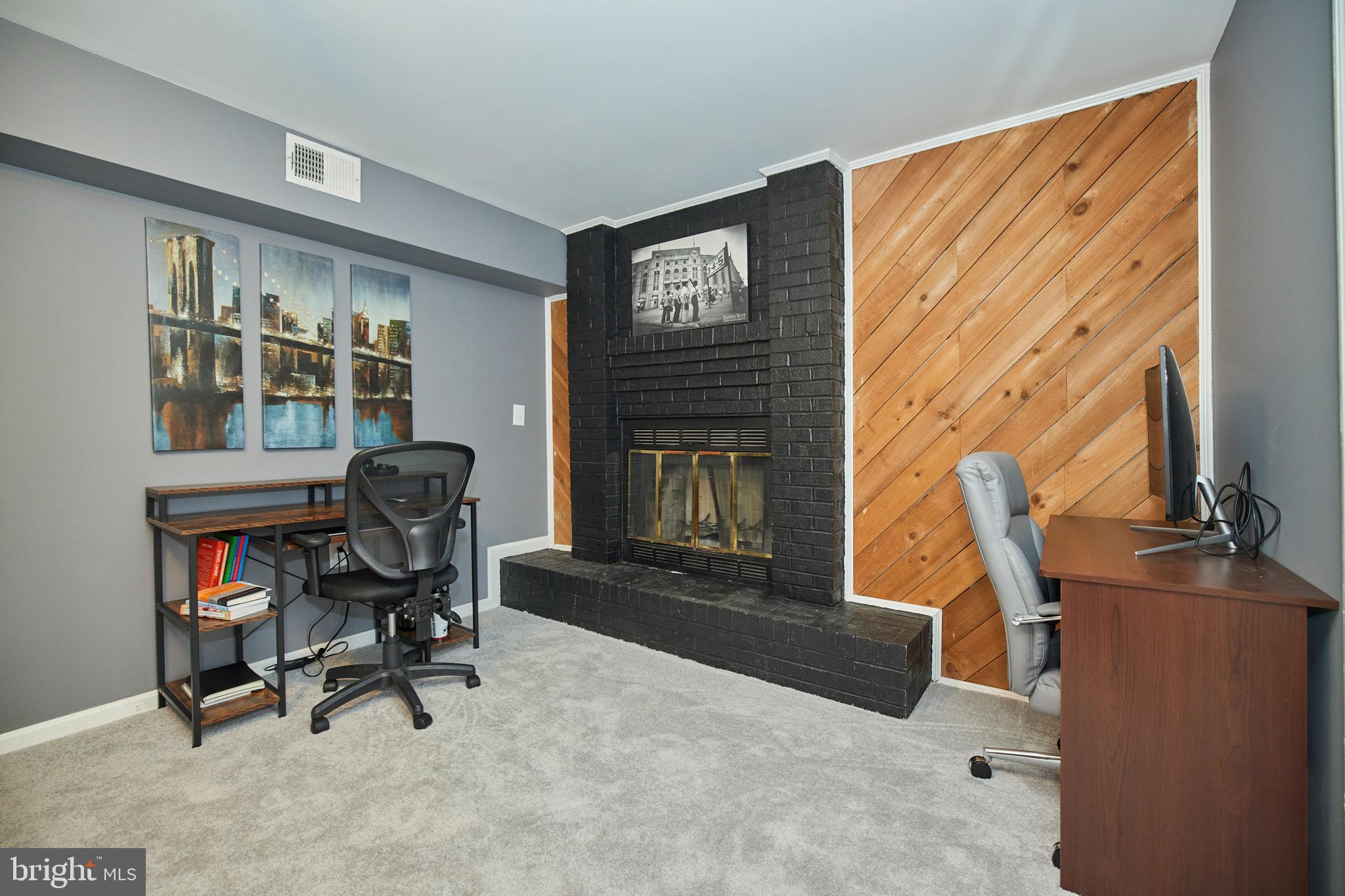 MONTCLAIR - Residential