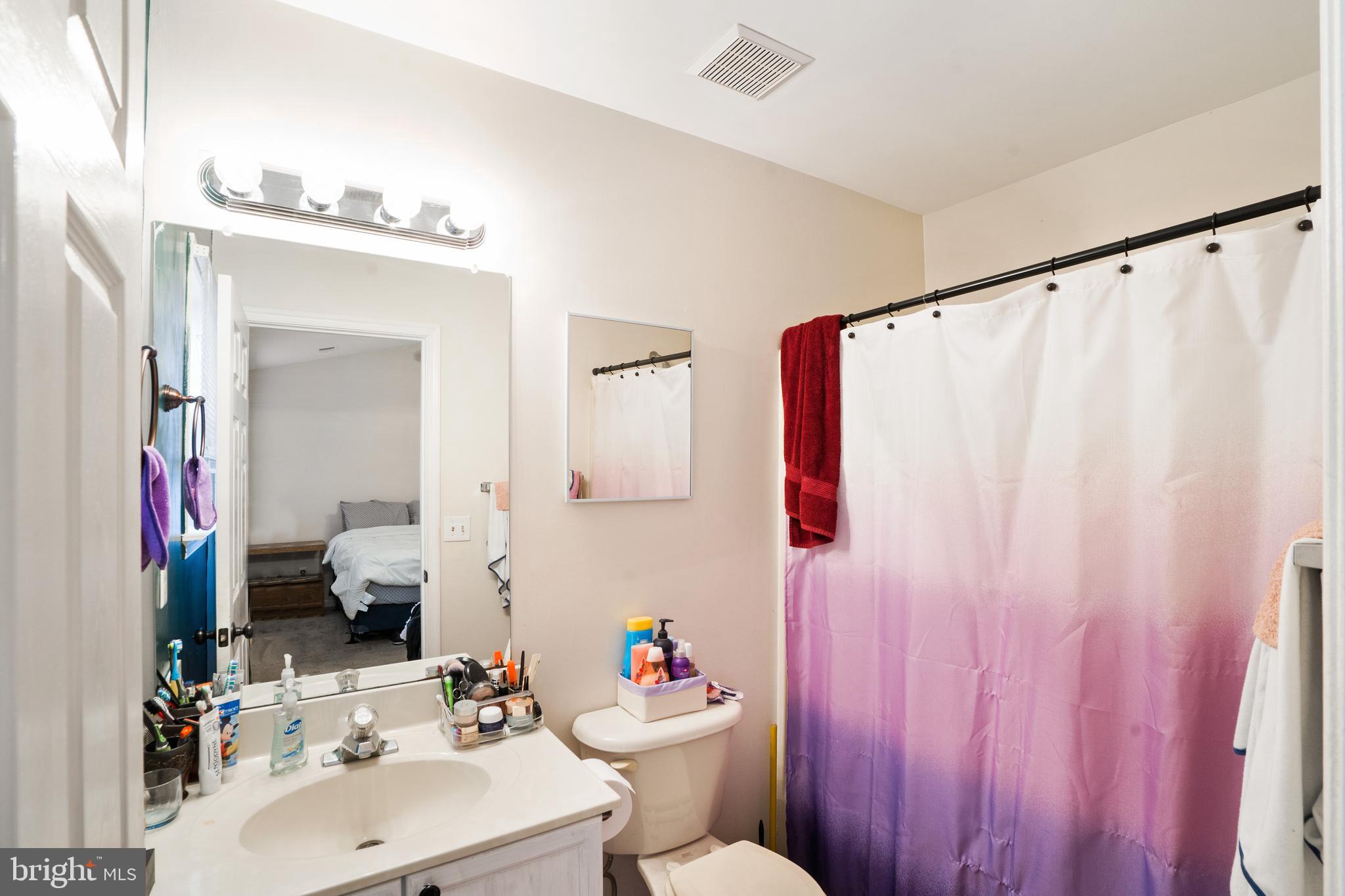 LAUREL RIDGE - Residential