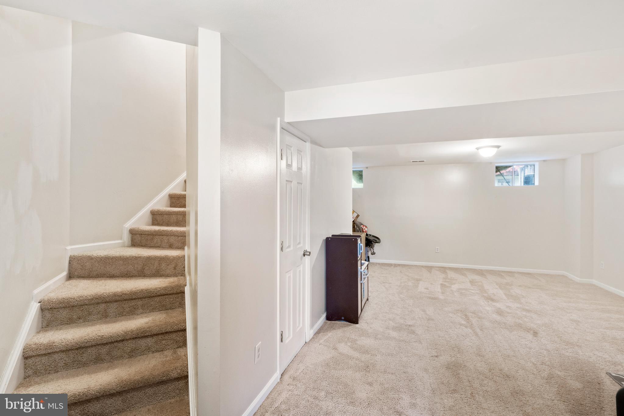 LAUREL RIDGE - Residential