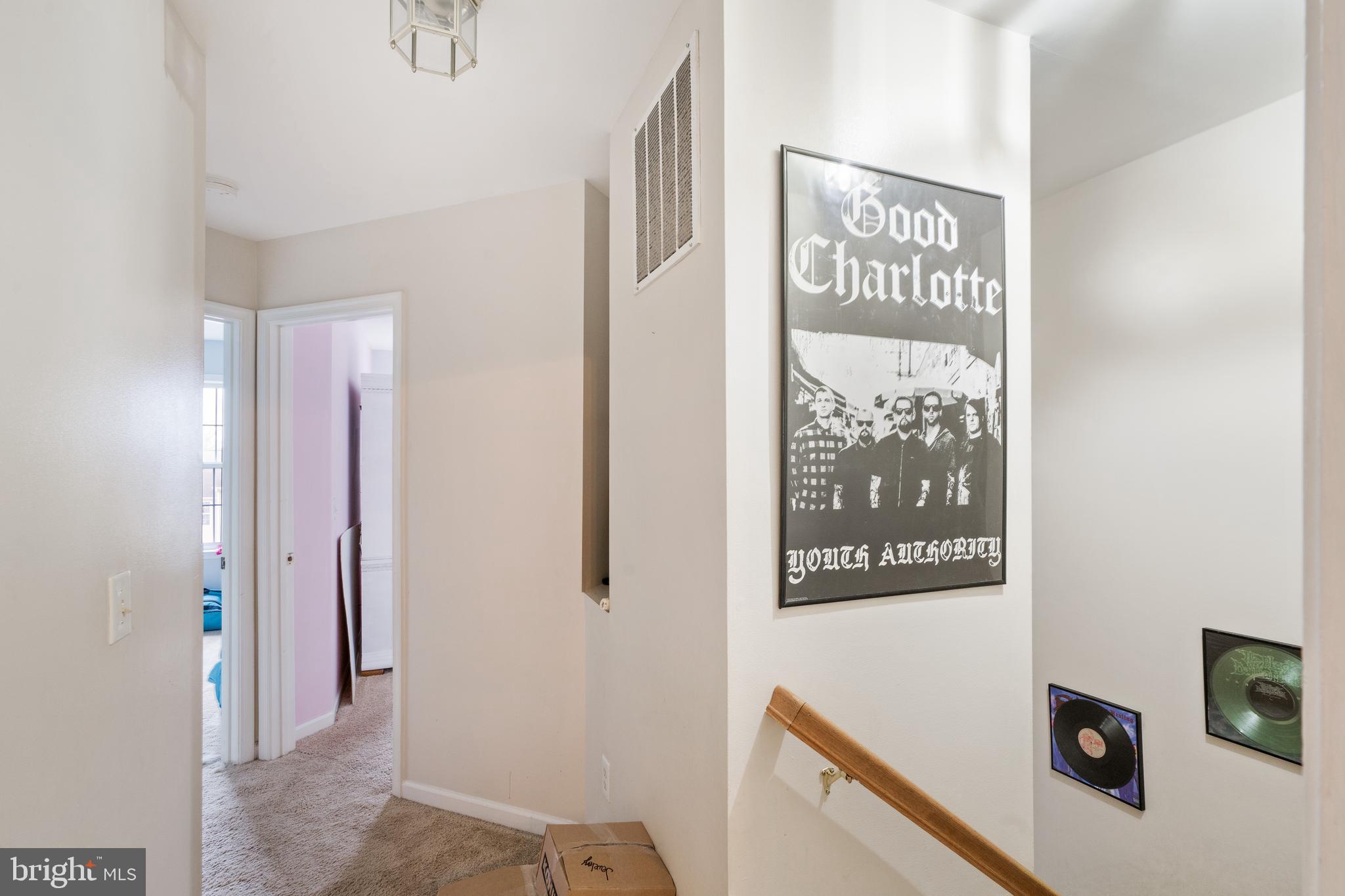 LAUREL RIDGE - Residential