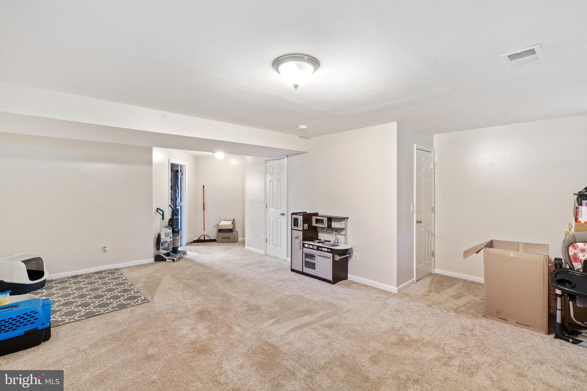 LAUREL RIDGE - Residential