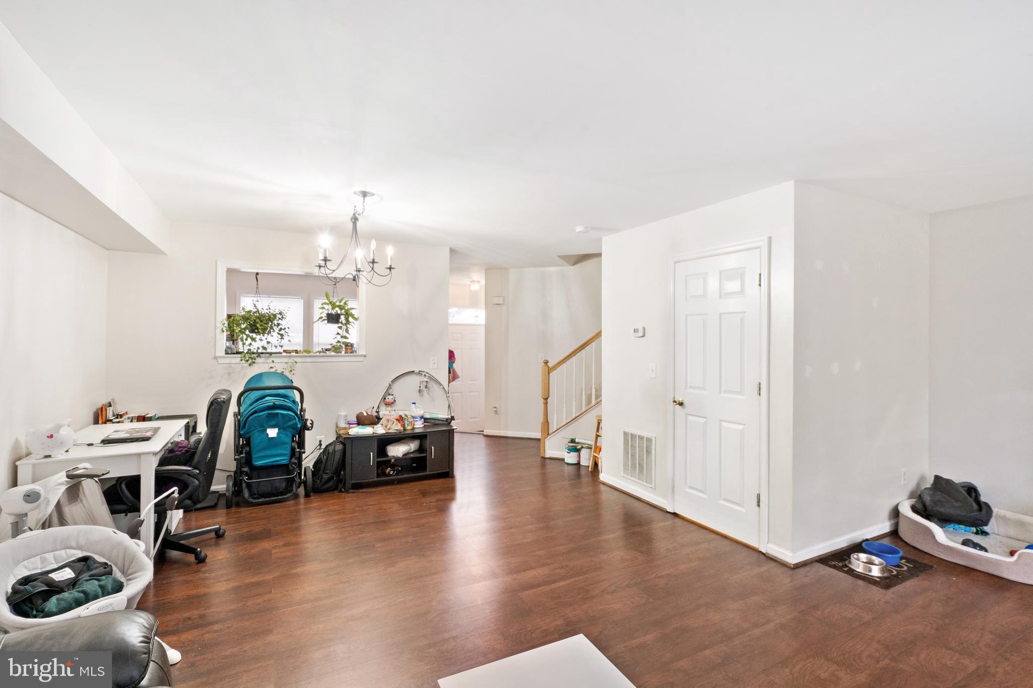 LAUREL RIDGE - Residential