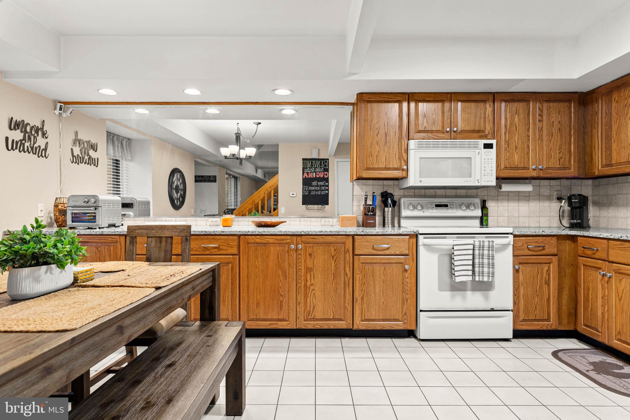 MARPLEWOODS - Residential