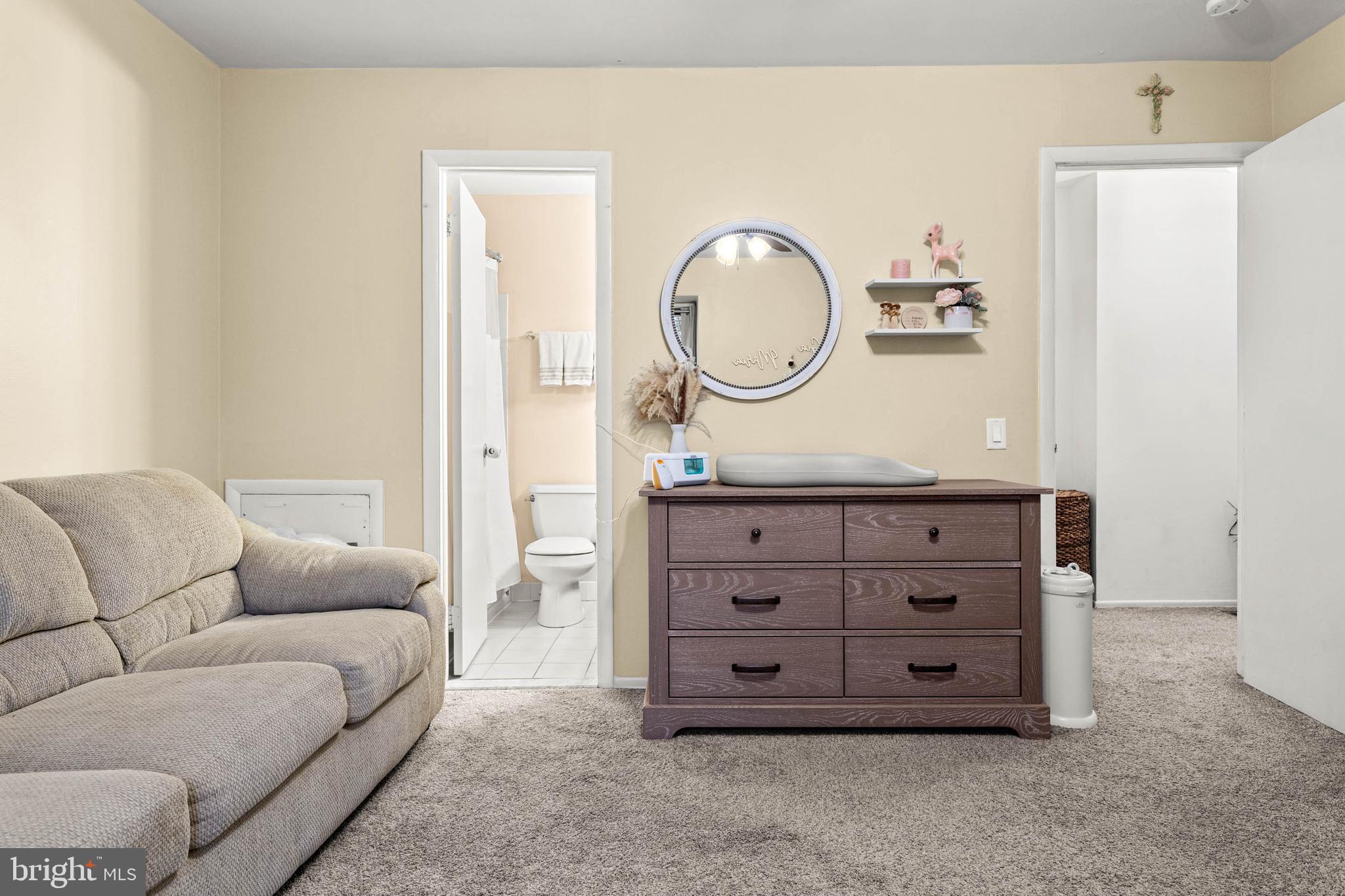 MARPLEWOODS - Residential