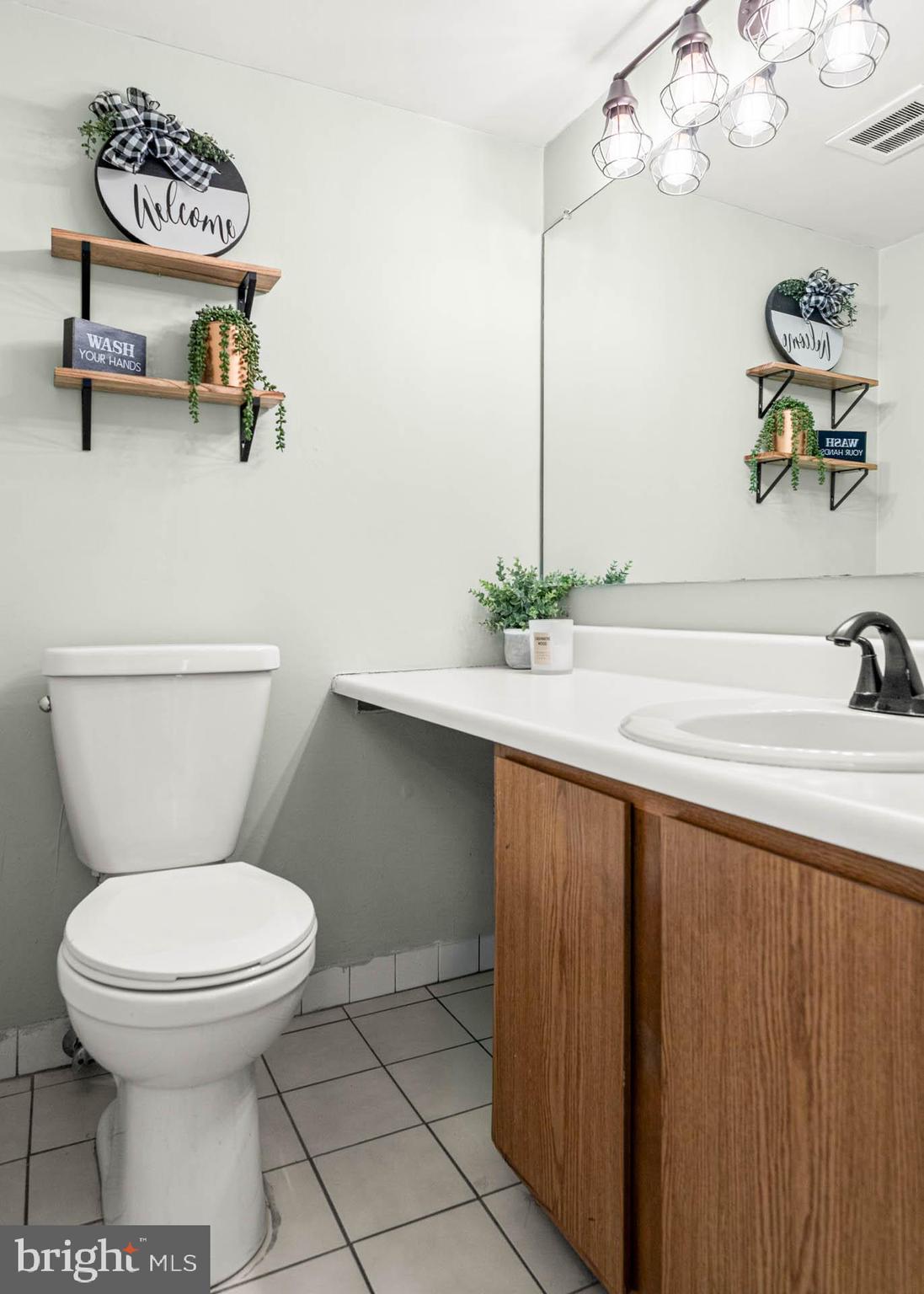 MARPLEWOODS - Residential