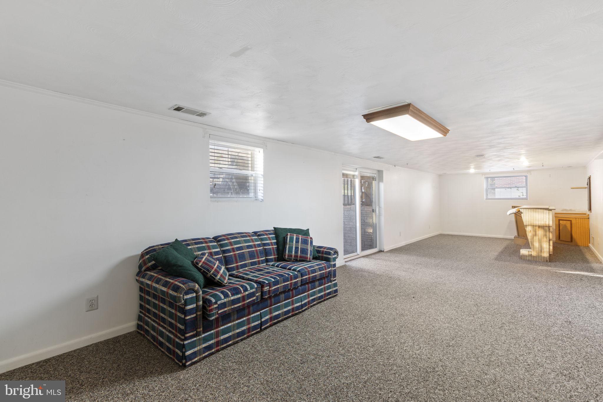 BLACKTHORN - Residential