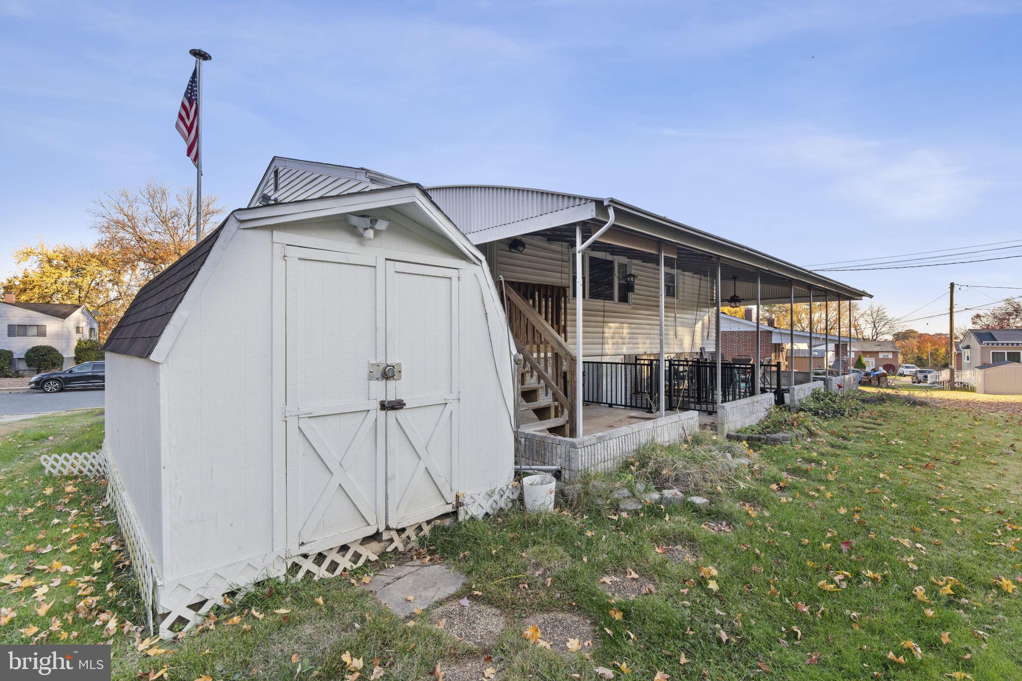 BLACKTHORN - Residential