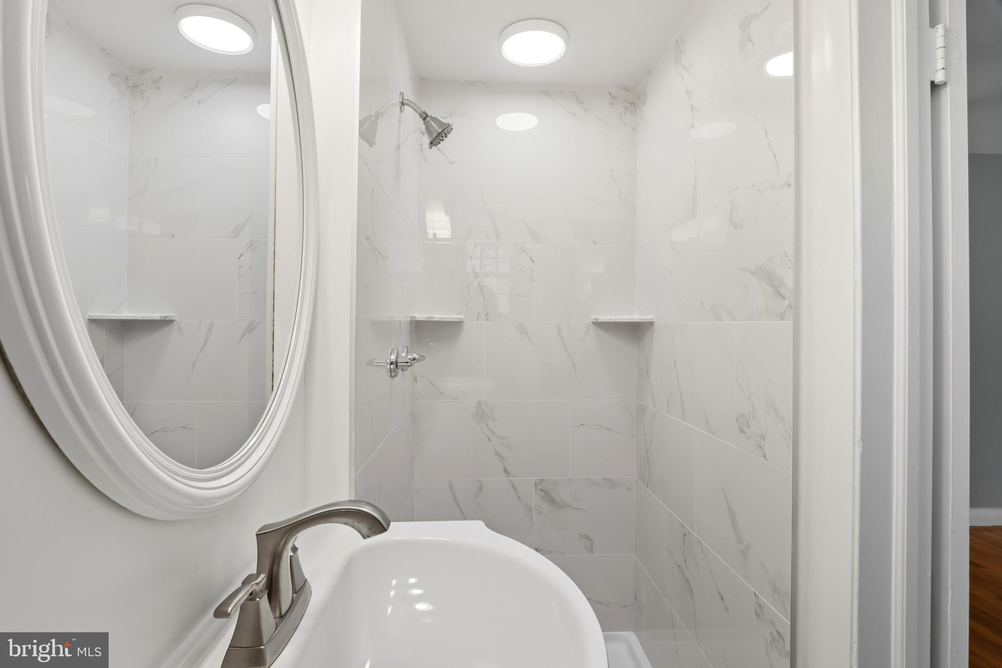 KEEPER HILL - Residential